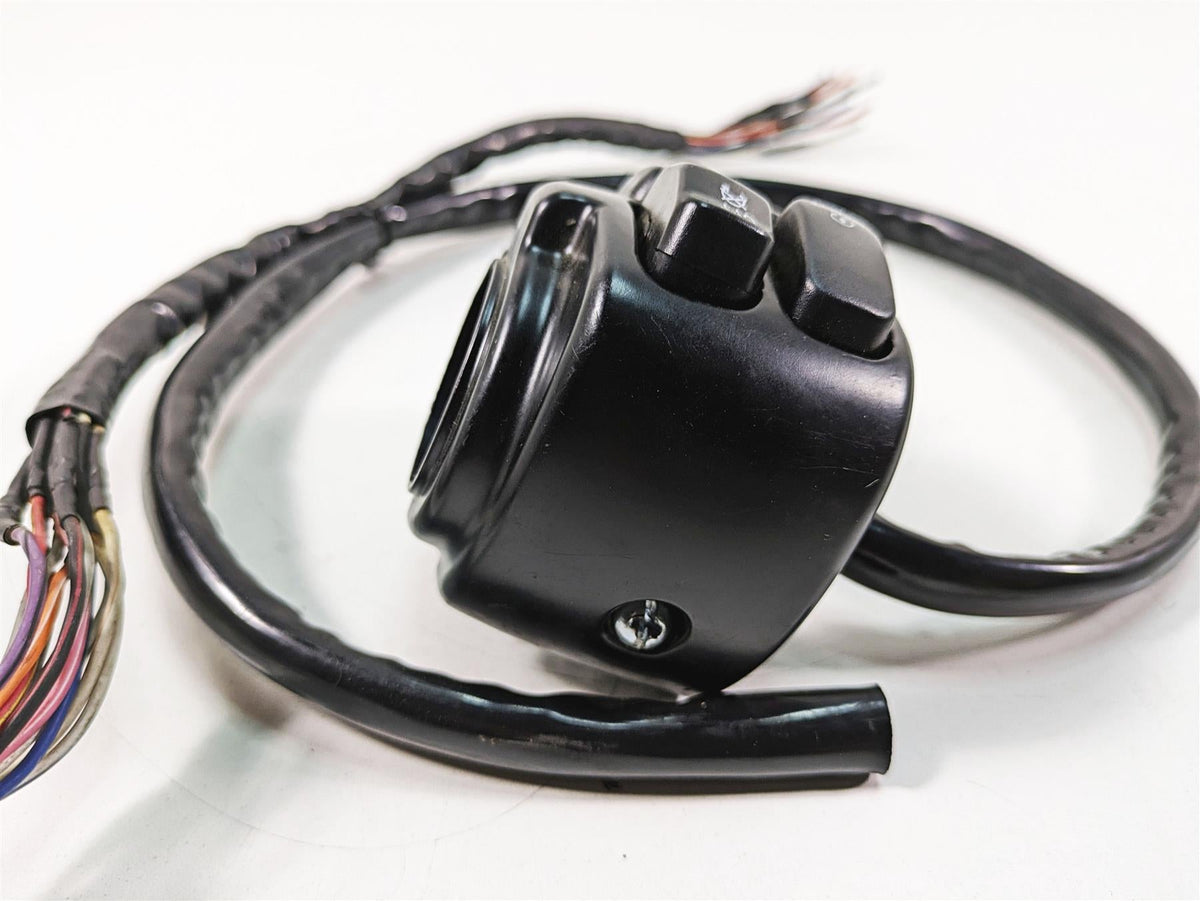 2011 Harley Touring FLTRU Road Glide Right Hand Control Switch - Read 71682-06A {{ shop.shopifyCountryName }} - Mototech271