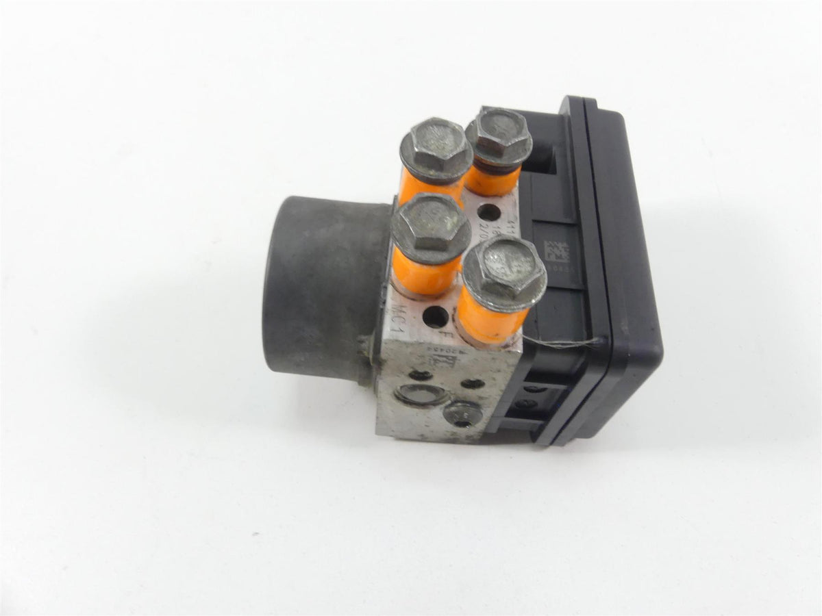 2019 Harley Softail FLSB Sport Glide Abs Brake Pump Unit Module 41100043C {{ shop.shopifyCountryName }} - Mototech271