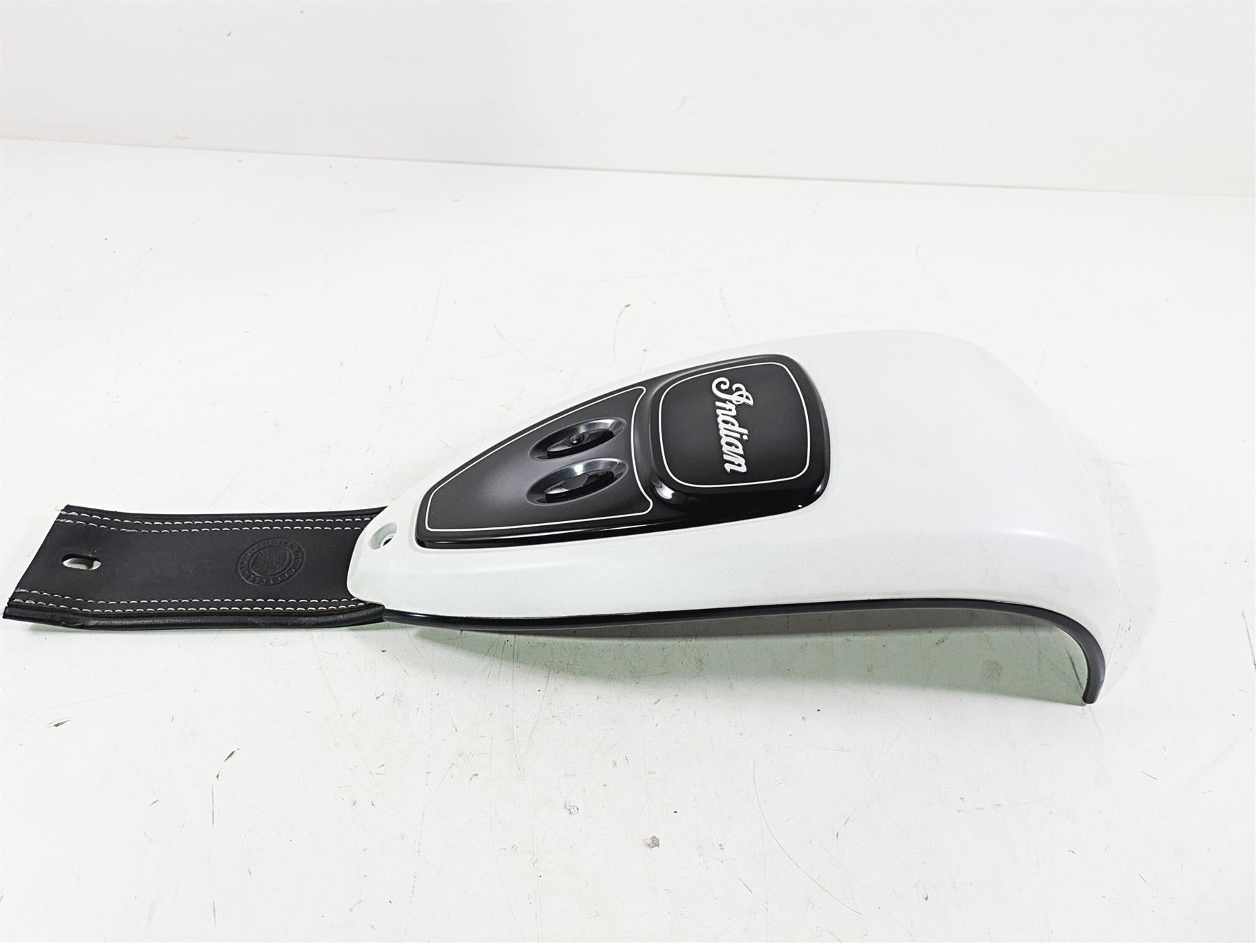 2018 Indian Chieftain Limited Fuel Gas Tank Cover Fairing Cowl & Knobs 5633653 {{ shop.shopifyCountryName }} - Mototech271