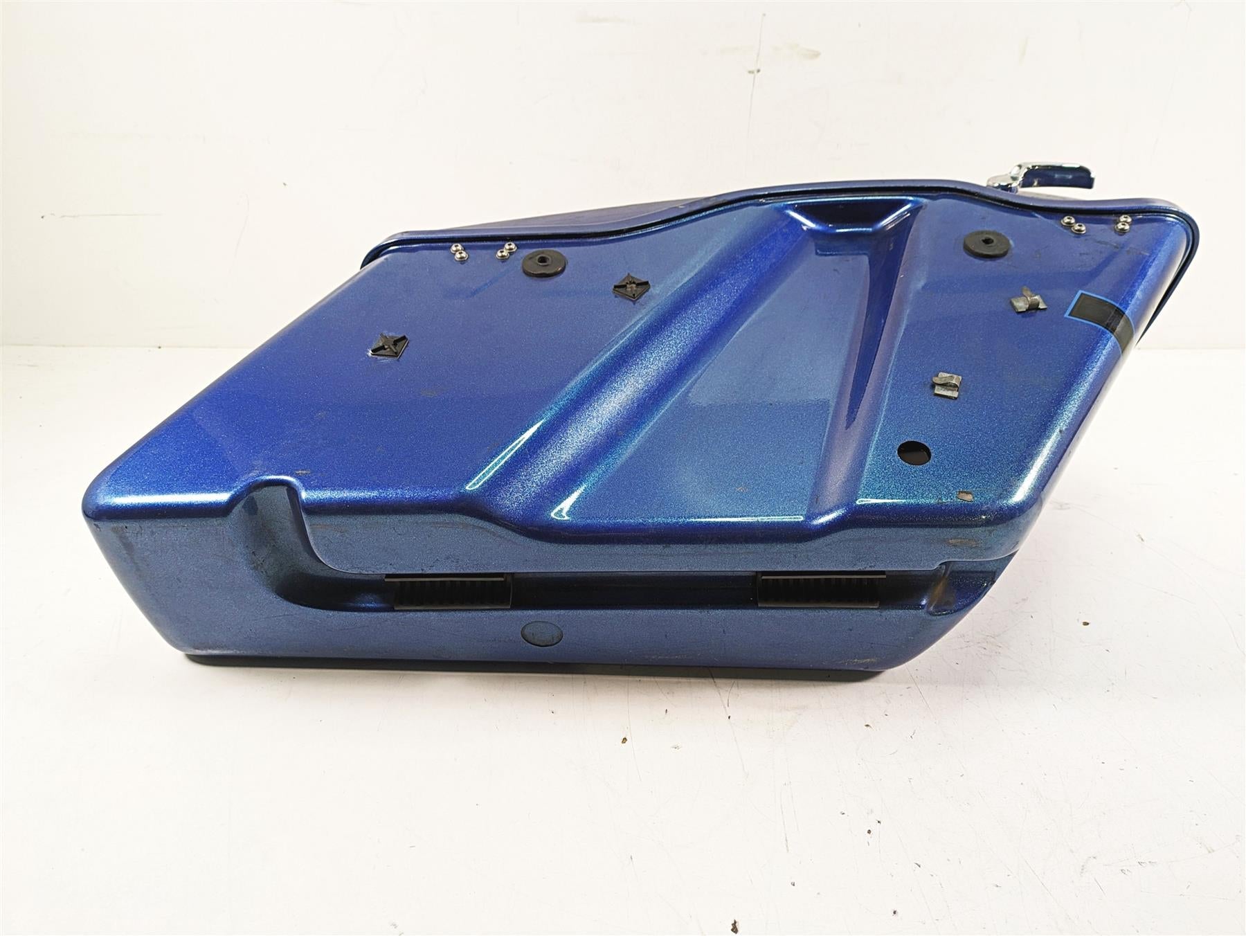 2014 Harley Touring FLHTK Electra Glide Left Saddle Bag Saddlebag 90200414 {{ shop.shopifyCountryName }} - Mototech271