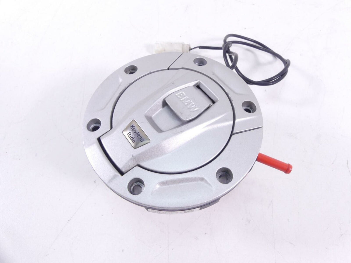 2016 BMW R1200RS K54 Keyless Fuel Door Gas Petrol Cap 16118552106 {{ shop.shopifyCountryName }} - Mototech271
