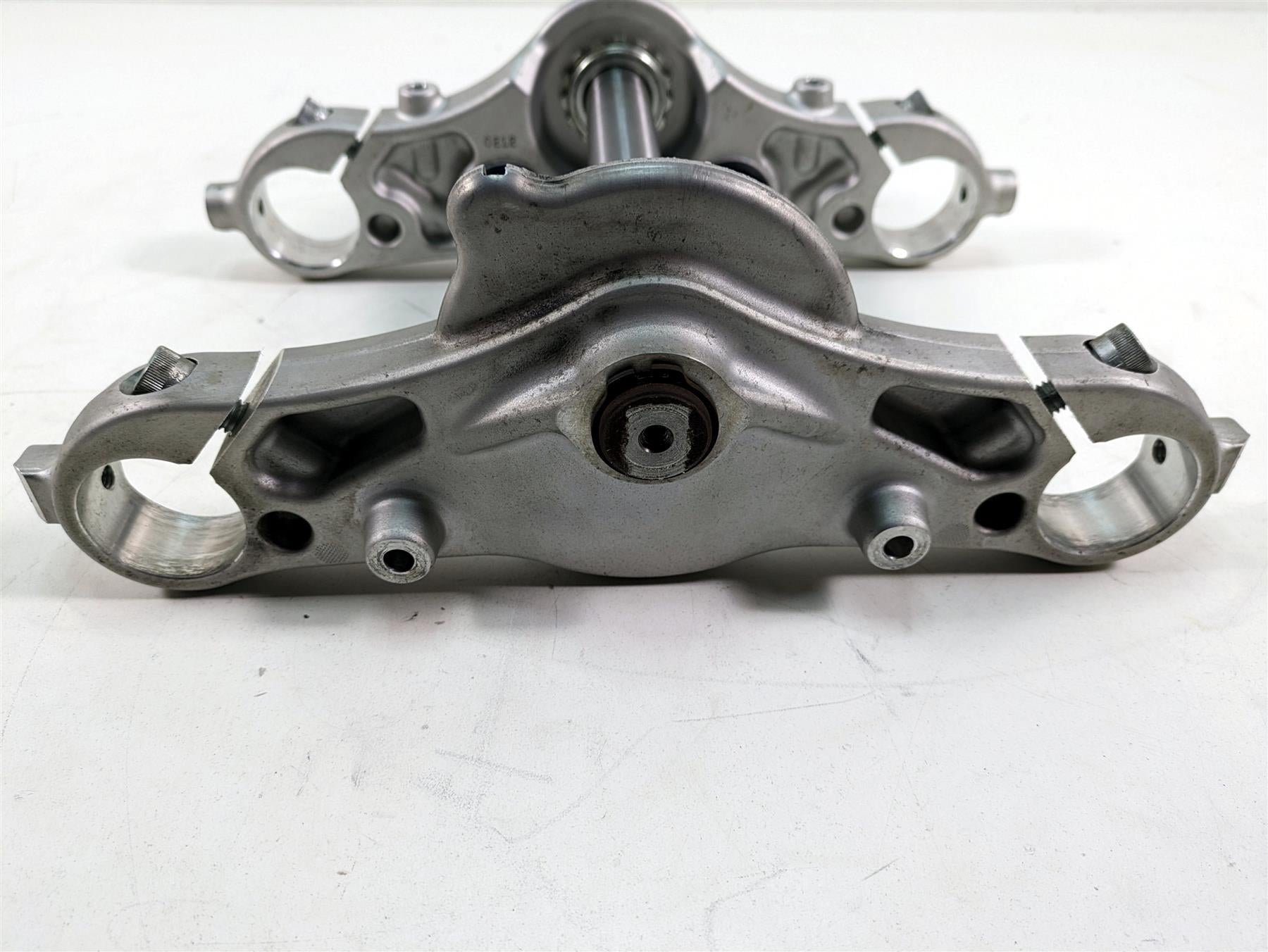 2012 Harley FLD Dyna Switchback Upper Lower Triple Tree Set 41mm 45900025 {{ shop.shopifyCountryName }} - Mototech271