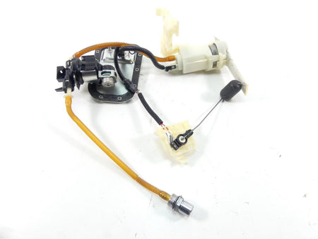2017 Harley Softail FXSB Breakout Fuel Gas Petrol Pump & Sending Unit 75252-11A {{ shop.shopifyCountryName }} - Mototech271