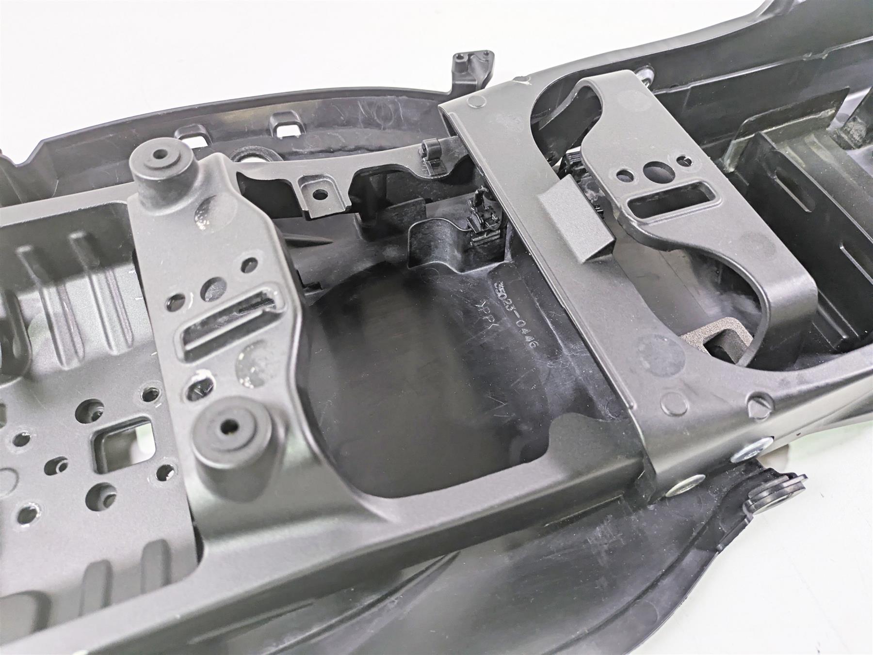 2020 Kawasaki ZX6R ZX636 Ninja Subframe & Sub Frame Inner Fender 32160-0399 {{ shop.shopifyCountryName }} - Mototech271