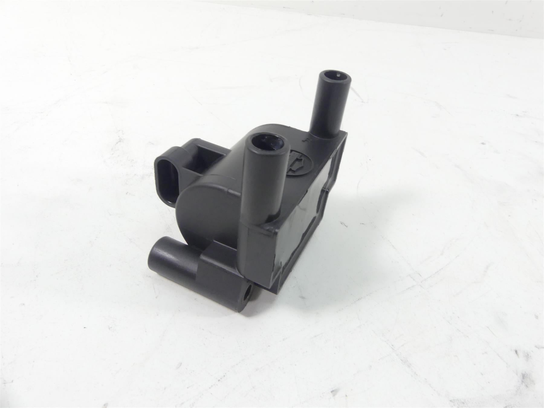 2014 Harley Touring FLHTK Electra Glide Delphi Ignition Coil 31696-07 {{ shop.shopifyCountryName }} - Mototech271