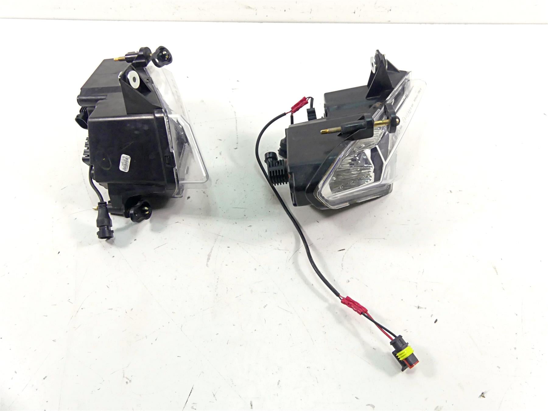 2021 Can Am Maverick Sport 1000R XRC Head Light Lamp Headlight Set 710008230 {{ shop.shopifyCountryName }} - Mototech271