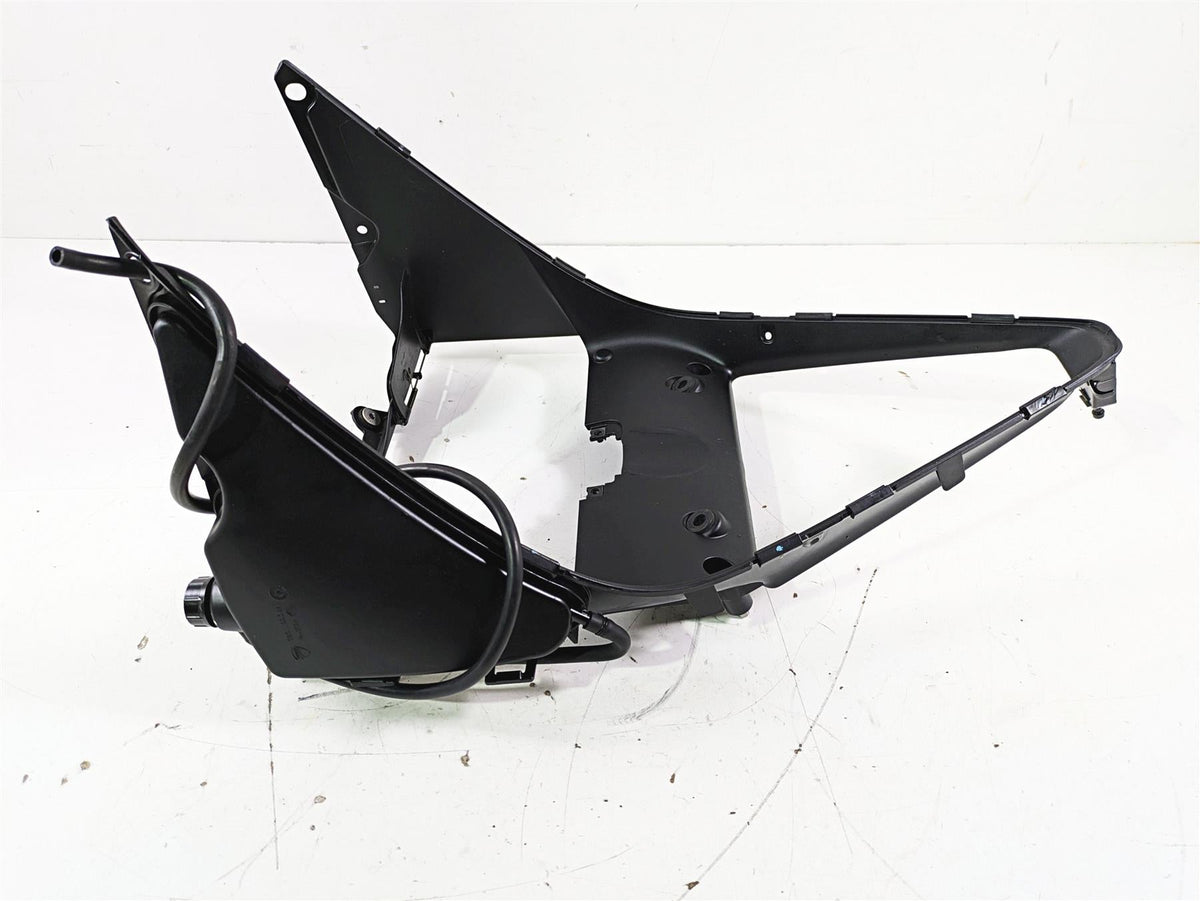 2015 Ducati Panigale 1299 S Radiator Cover Fan Reservoir Set 48410993B {{ shop.shopifyCountryName }} - Mototech271
