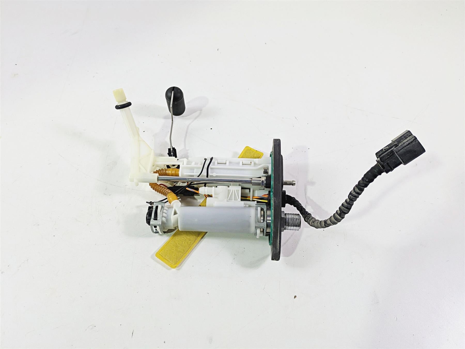 2020 Harley Softail FXST Standard Fuel Gas Petrol Pump - 12k Tested 61200043 {{ shop.shopifyCountryName }} - Mototech271