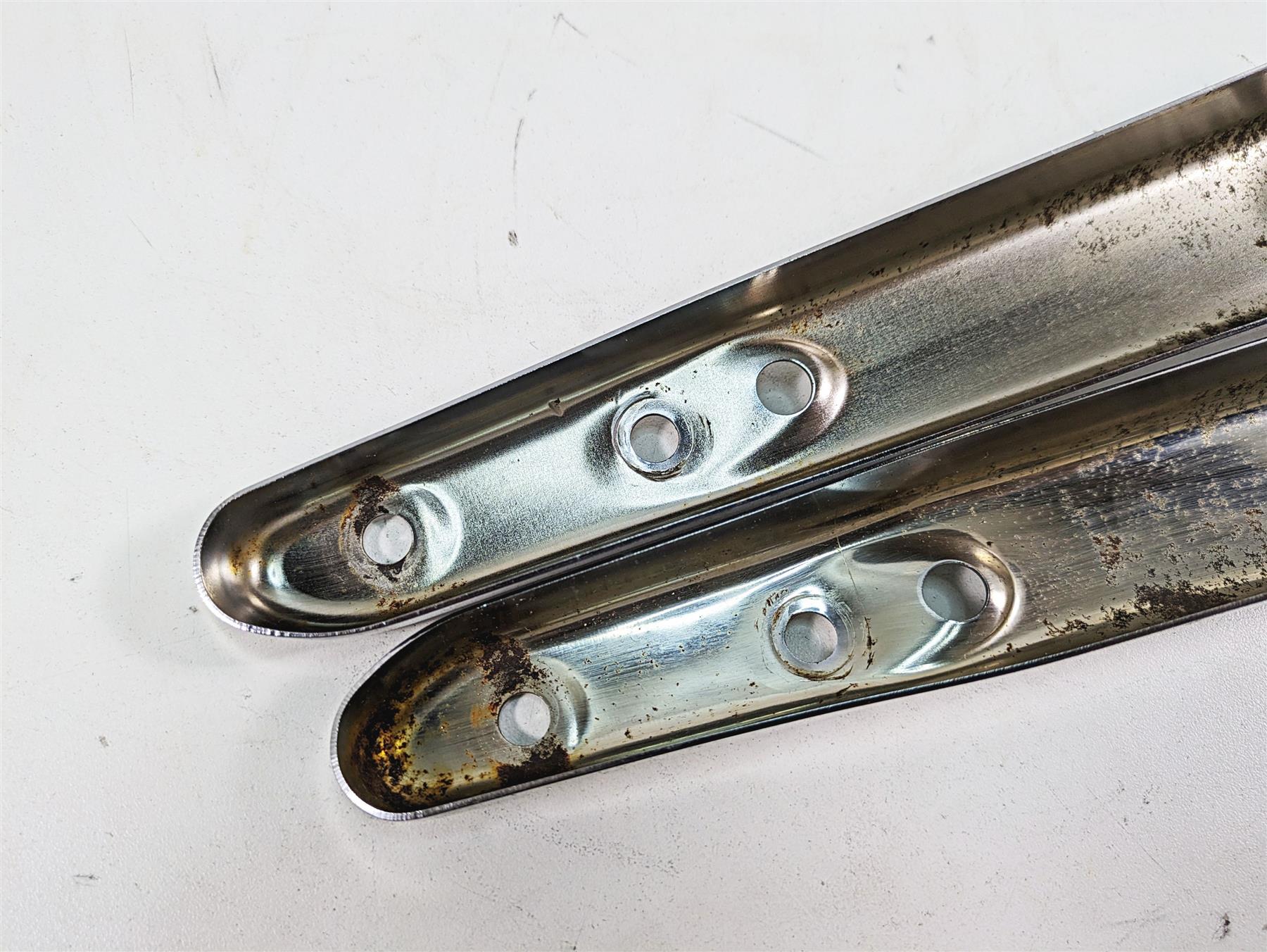 2006 Harley Sportster XL1200 Rear Chrome Fender Strut Cover Set - Read 59903-04 {{ shop.shopifyCountryName }} - Mototech271