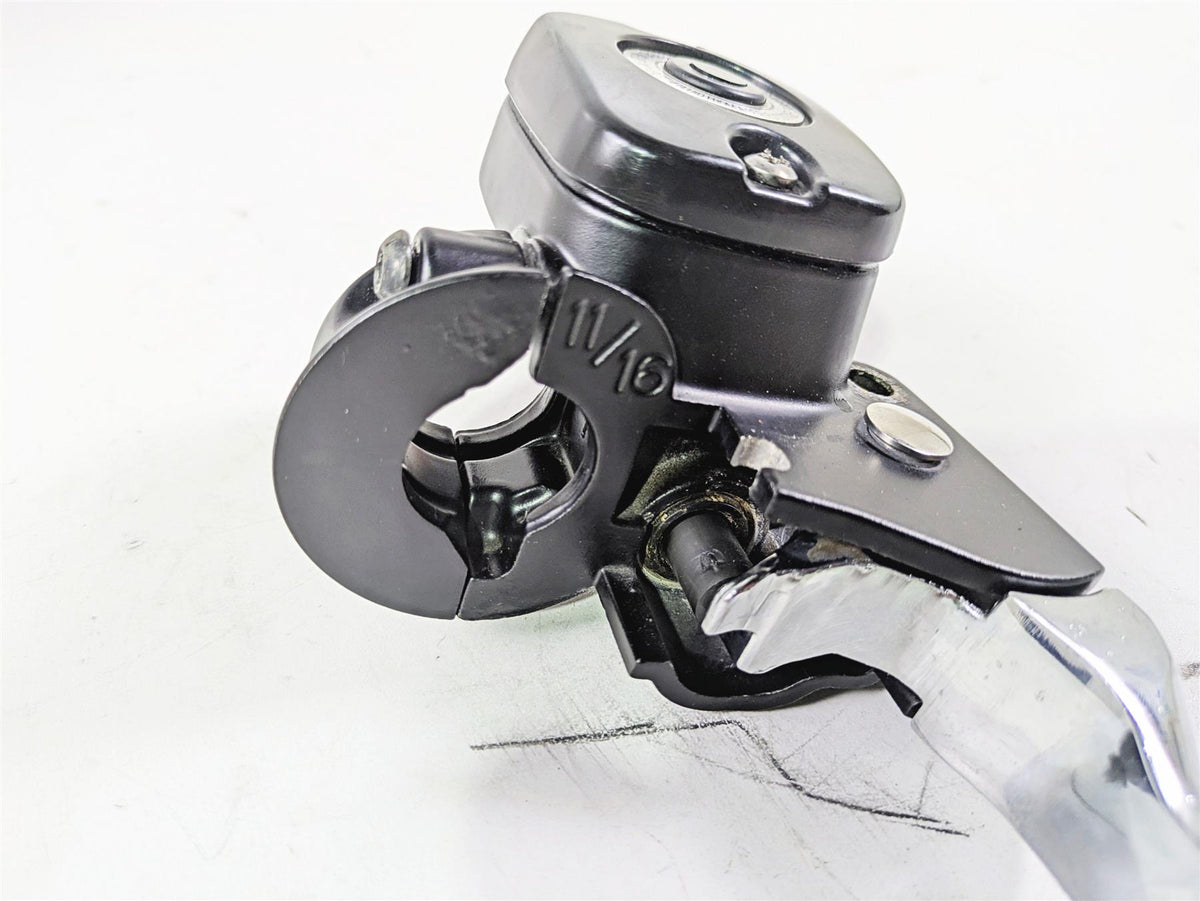 2015 Harley FXDF Dyna Fat Bob Front Brake Master Cylinder 11/16" 45170-08F {{ shop.shopifyCountryName }} - Mototech271