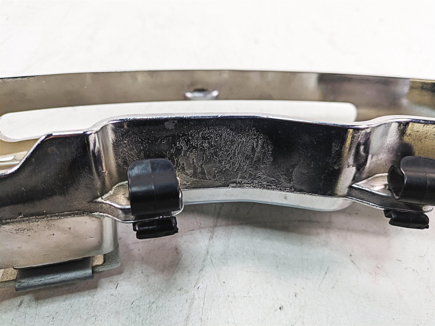 2020 Harley Touring FLHX Street Glide Left Chrome Saddlebag Support 90200501 {{ shop.shopifyCountryName }} - Mototech271