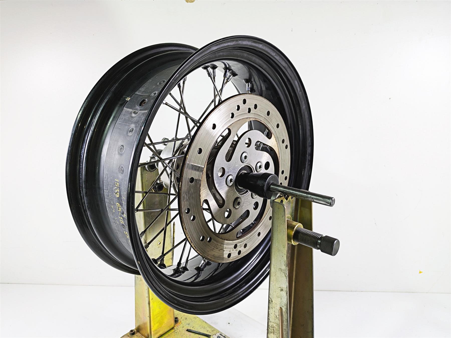 2009 Harley FLSTSB Cross Bones 17x6 Rear Wheel Rim - Read 44936-08 {{ shop.shopifyCountryName }} - Mototech271