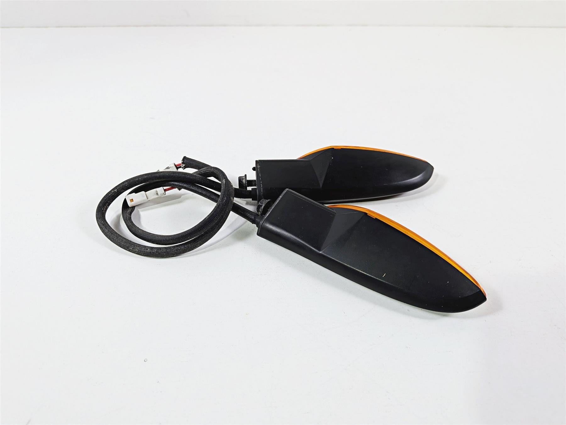 2016 Victory Cross Country Front Black Blinker Turn Signal Set 2411114 {{ shop.shopifyCountryName }} - Mototech271