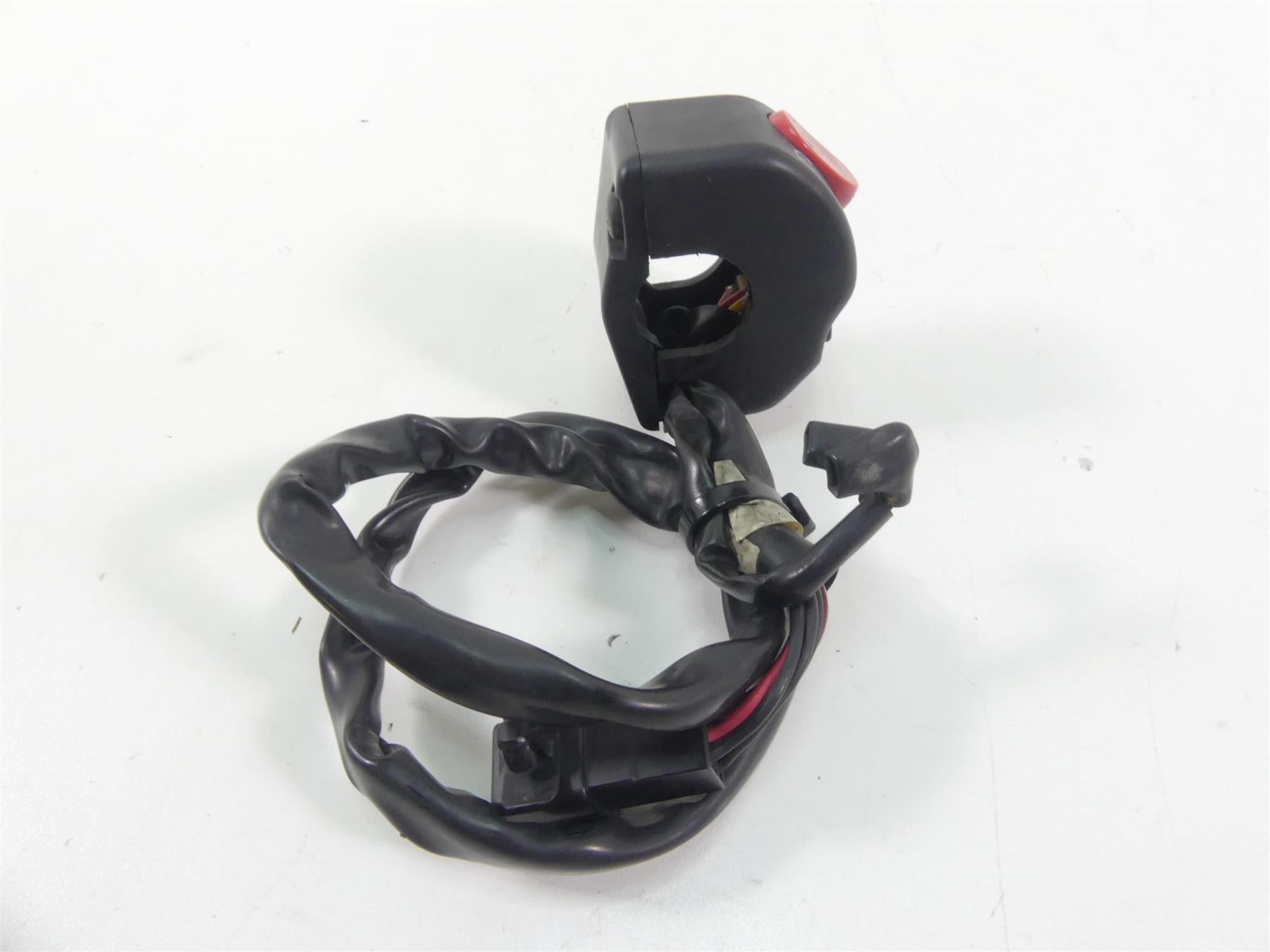 2006 Triumph Daytona 675 Right Hand Start Kill Control Switch T2049237 {{ shop.shopifyCountryName }} - Mototech271
