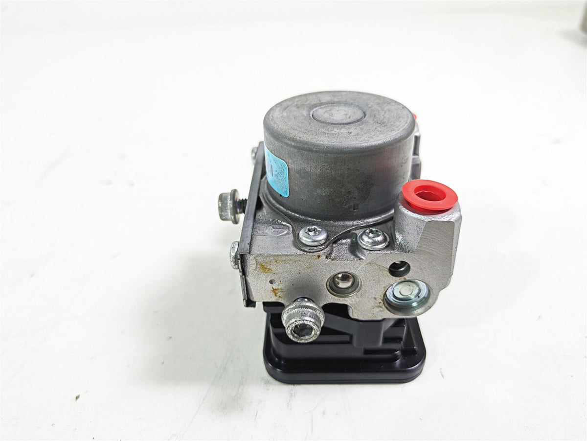 2018 Suzuki GSX1300 R Hayabusa Nissin Abs Brake Pump Unit Module 55610-15H01 {{ shop.shopifyCountryName }} - Mototech271