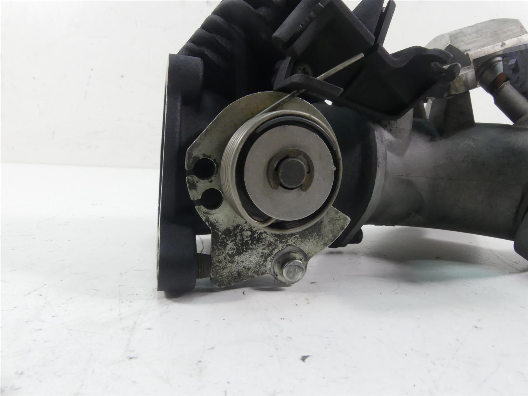 2005 Harley Touring CVO FLHTC SE Electra Glide Throttle Body 27600-01A {{ shop.shopifyCountryName }} - Mototech271