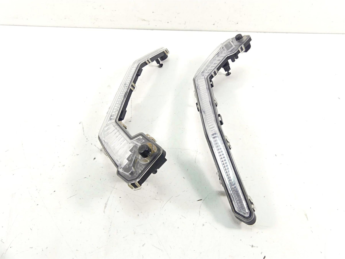 2021 Can Am Maverick Sport 1000R XRC Front Signature Light Lamp Set 710004995 {{ shop.shopifyCountryName }} - Mototech271