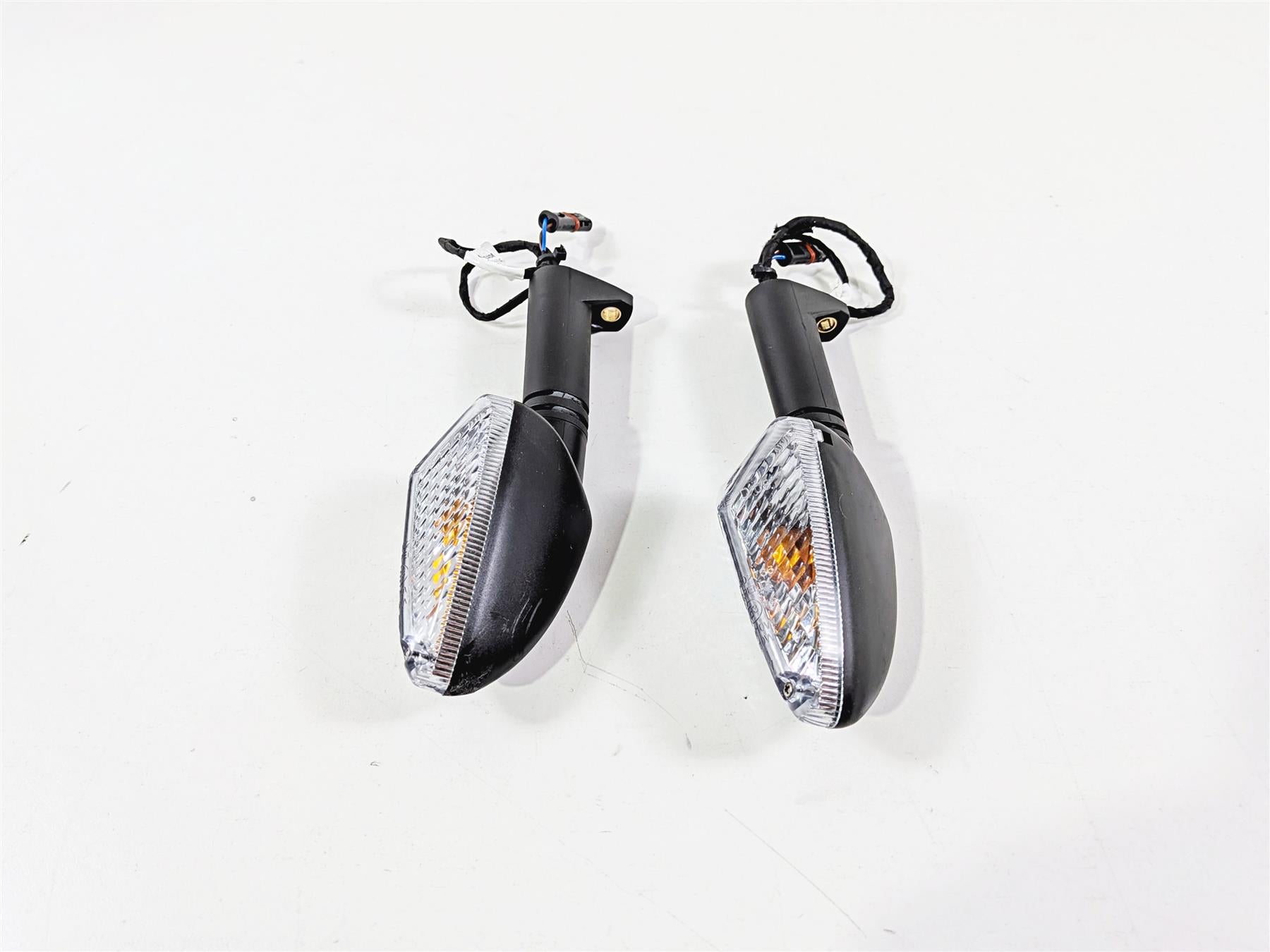 2019 BMW R1250GS K50 Front Blinker Turn Signal Set 63138534355 63138534354 {{ shop.shopifyCountryName }} - Mototech271