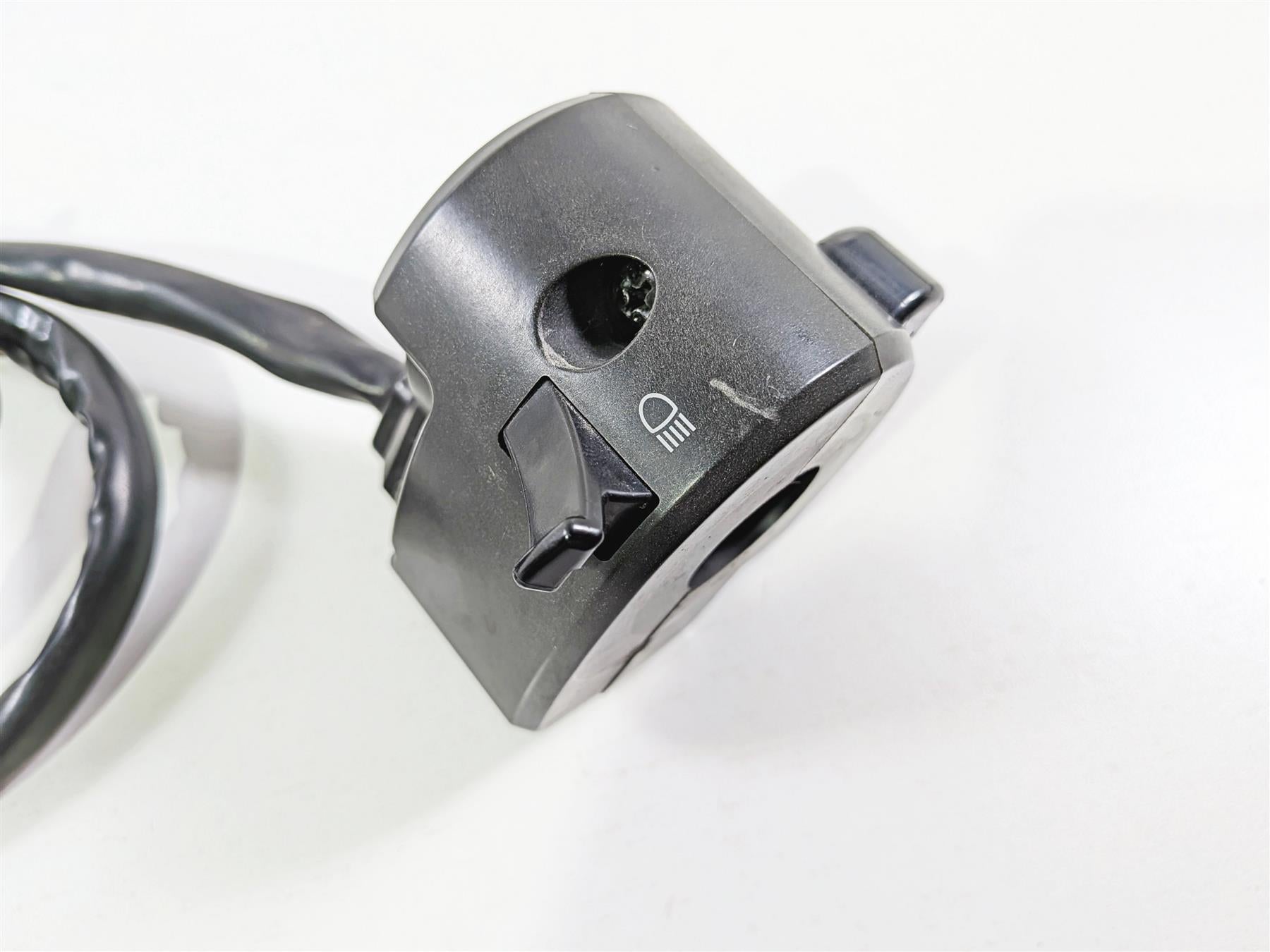 2005 KTM 950 LC8 Adventure Left Hand Control Switch Light Blinker 60011070000 {{ shop.shopifyCountryName }} - Mototech271