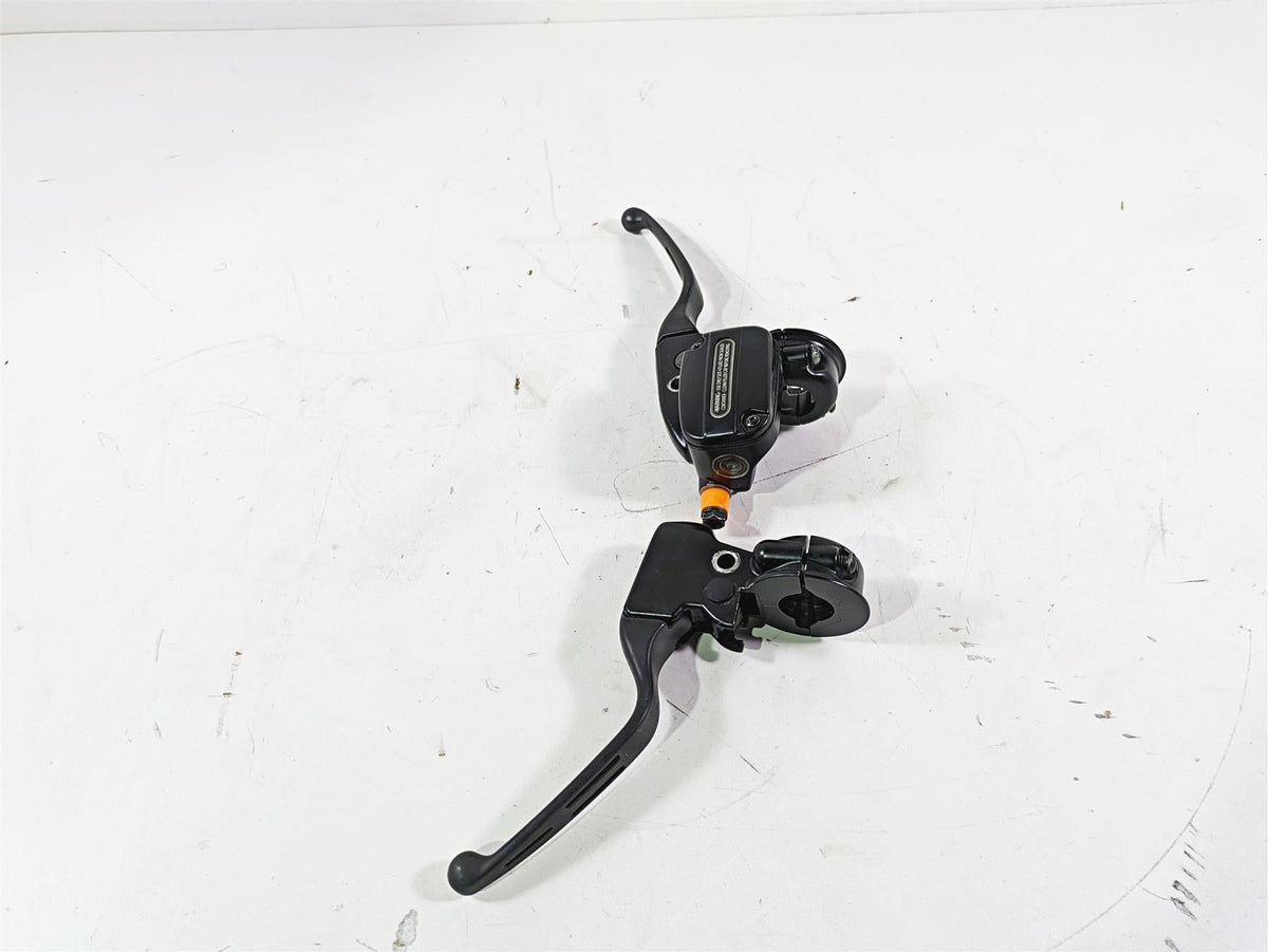 2008 Harley Touring FLHTCU E-Glide 105TH Front Brake Master Cylinder 44551-08F {{ shop.shopifyCountryName }} - Mototech271