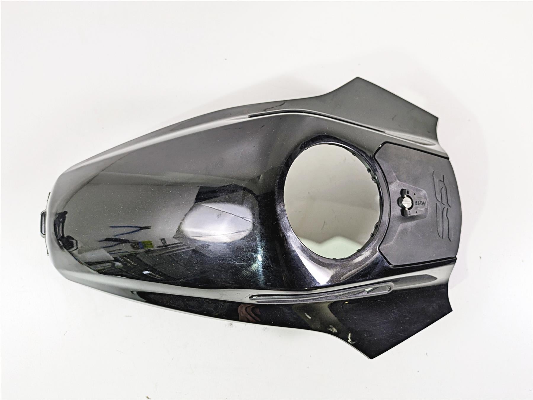 2021 BMW R1250GS K51 Adv Upper Center Tank Fairing Cover 46638536936 46638532243 {{ shop.shopifyCountryName }} - Mototech271