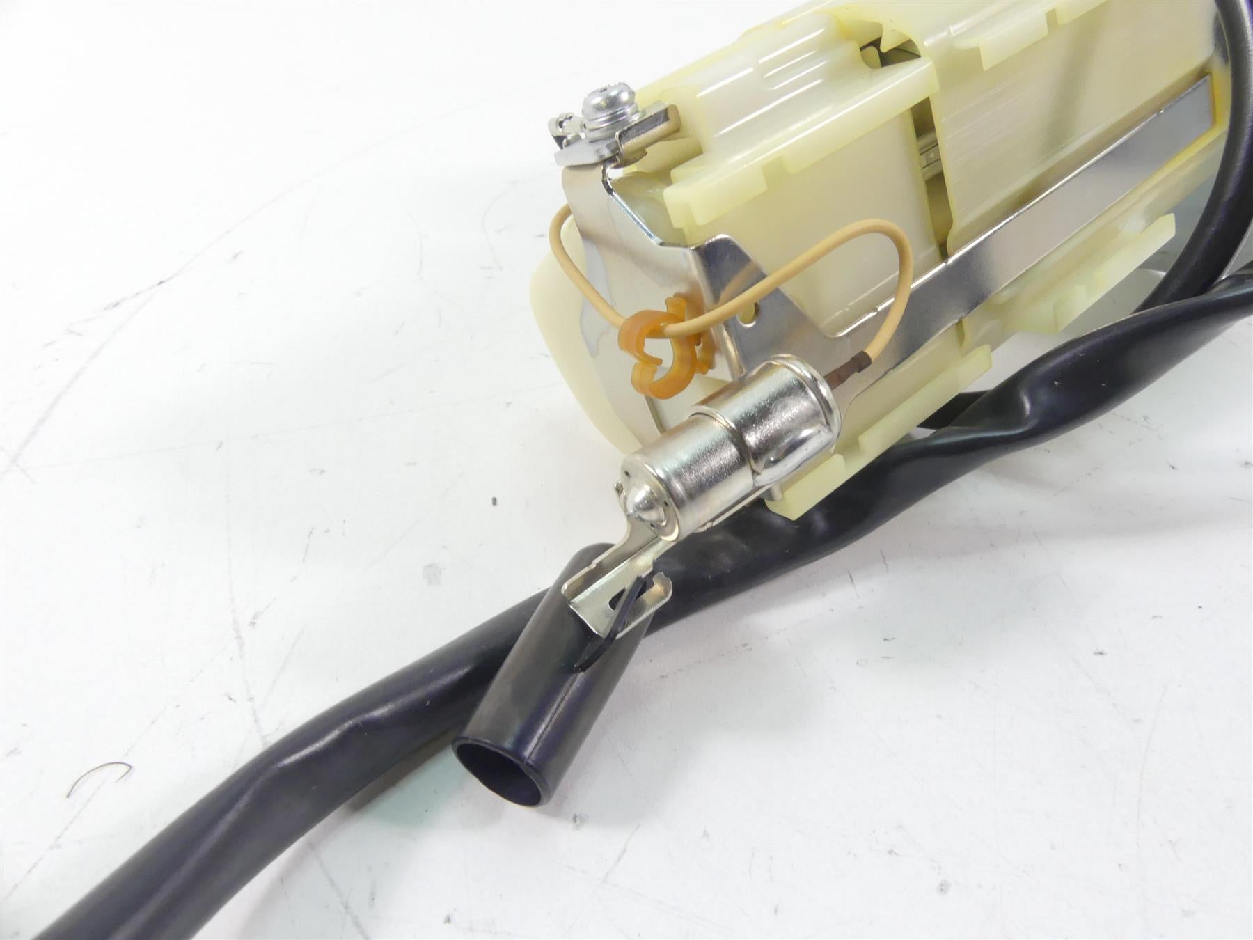 2013 Kawasaki ZX636 ZX6R Ninja Fuel Gas Petrol Pump - Tested 3K Only 49040-0023 {{ shop.shopifyCountryName }} - Mototech271