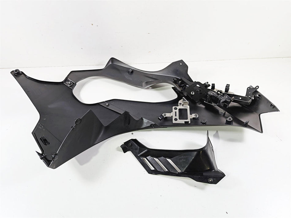 2022 Kawasaki ZX10R ZX1000 Ninja Oem Left Side Main Fairing Cover Set 55028-0761 {{ shop.shopifyCountryName }} - Mototech271