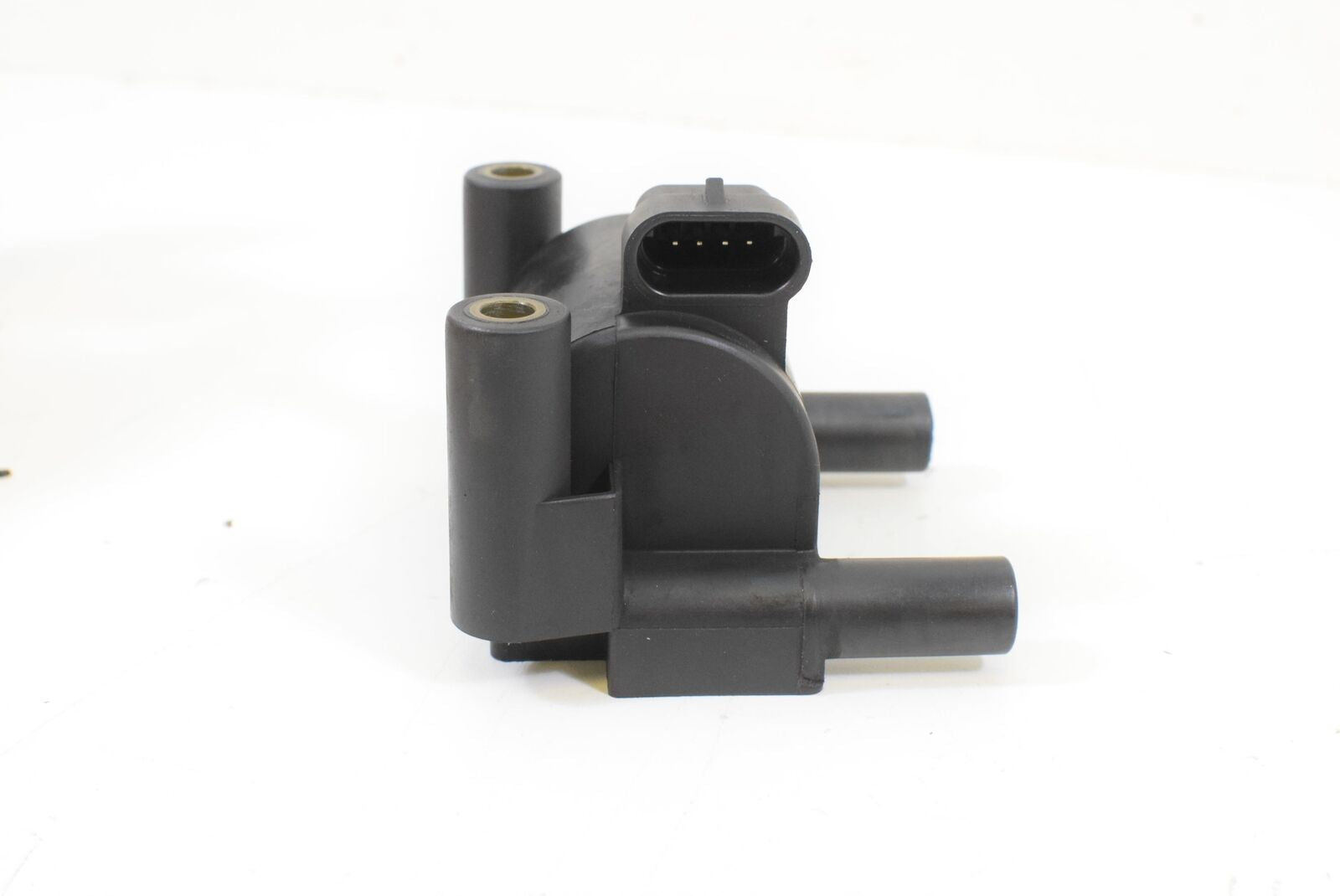 2012 Harley Touring FLHTK Electra Glide Ignition Coil & Wires 31696-07A {{ shop.shopifyCountryName }} - Mototech271