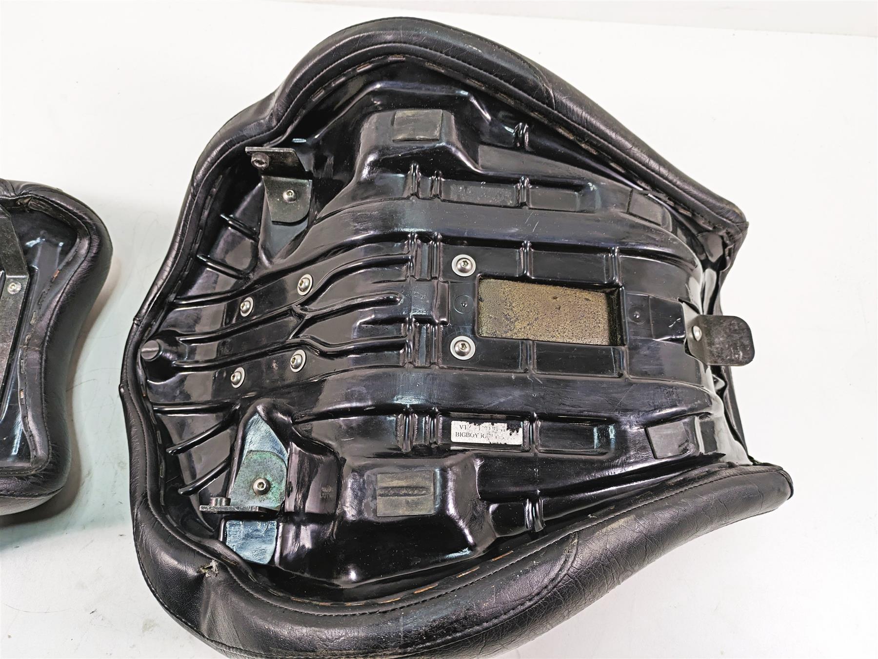 2006 Honda V-Twin VTX1300 R Ultimate Seats Lowrider Driver Seat Set 2P-10090 {{ shop.shopifyCountryName }} - Mototech271