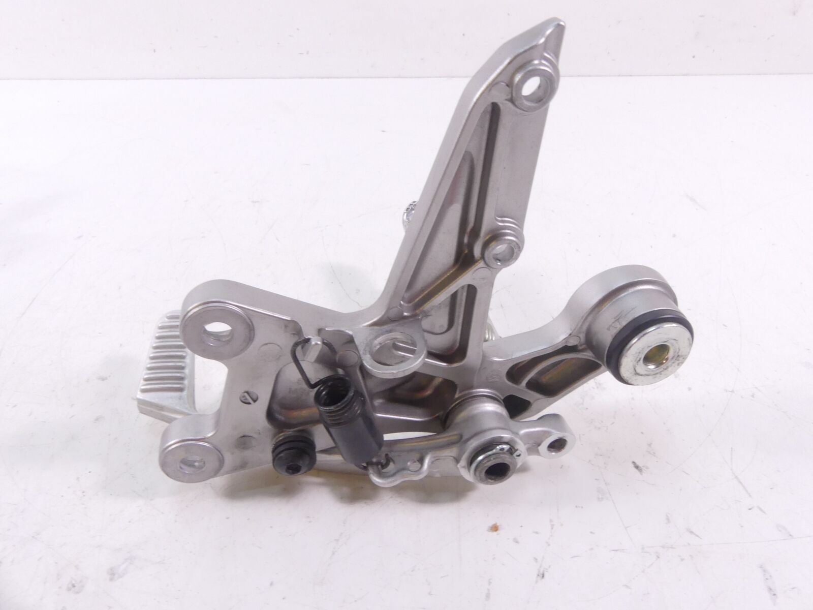2014 Honda CBR1000 SP Fireblade Right Front Footpeg Brake Pedal 50600-MGPD60 {{ shop.shopifyCountryName }} - Mototech271
