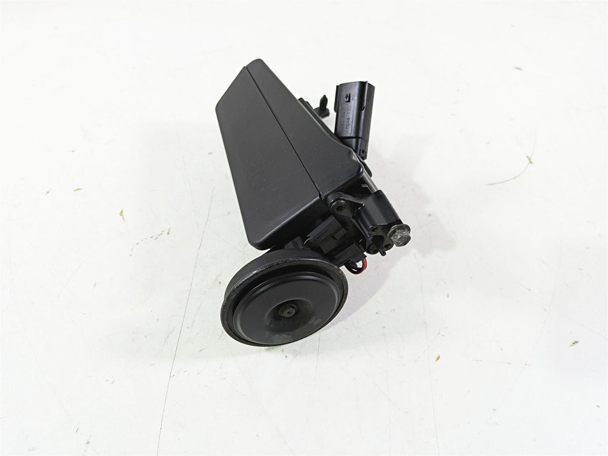 2018 Harley Softail FXFBS Fat Bob Horn + Wiring Box 69201654 {{ shop.shopifyCountryName }} - Mototech271