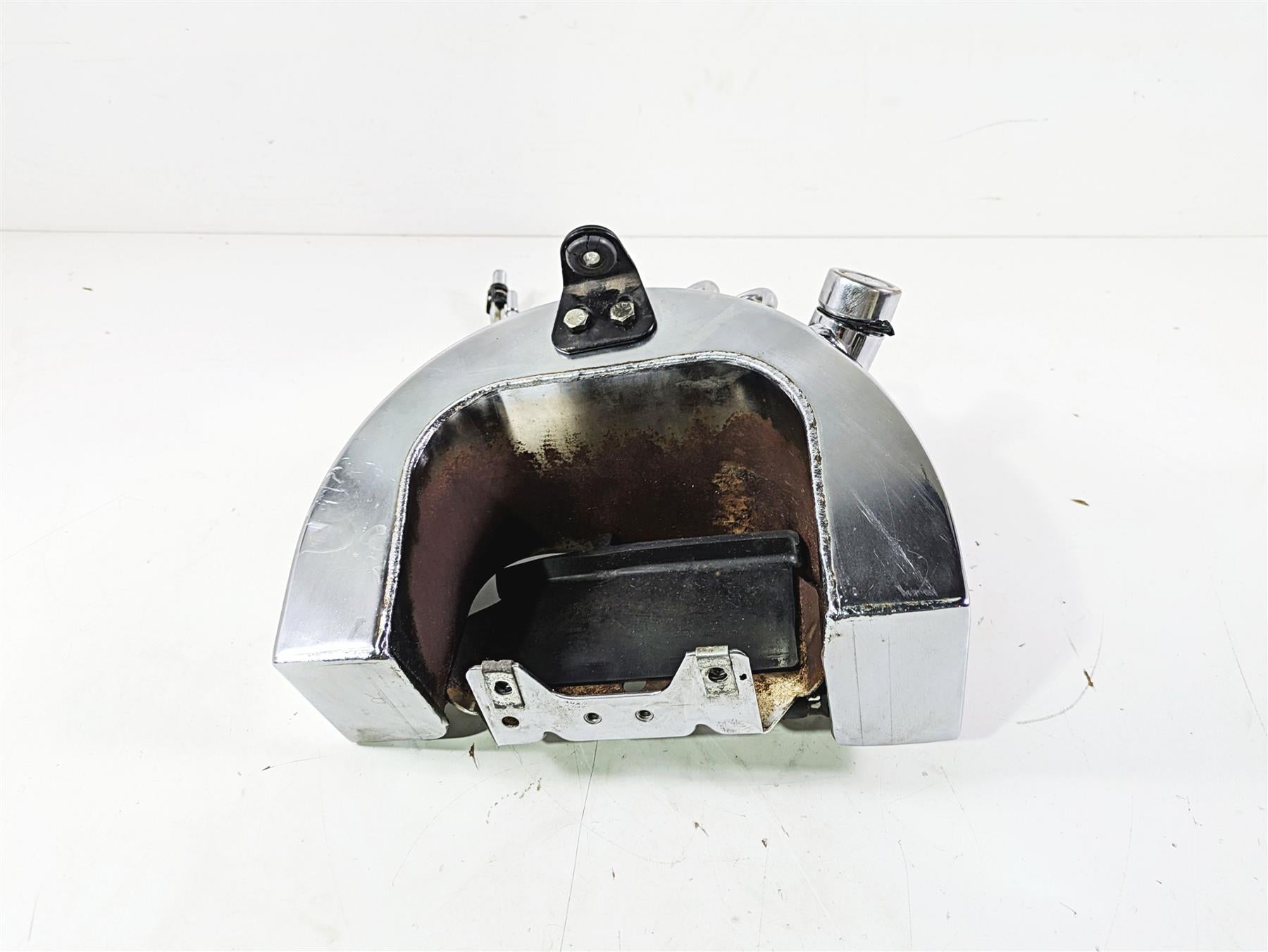 2003 Harley Softail FXSTDI Deuce 100th Oil Tank Reservoir + Lines 62498-01A {{ shop.shopifyCountryName }} - Mototech271