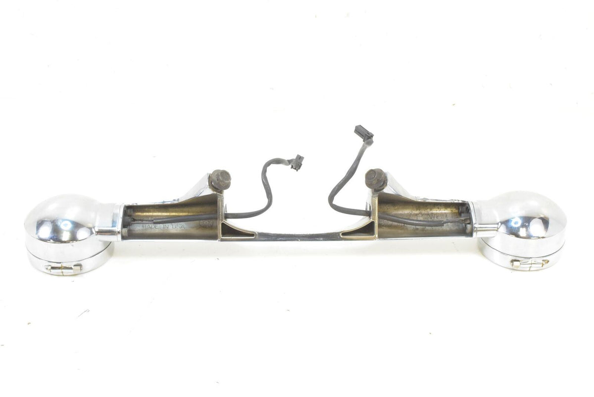 2002 Harley Touring FLHRI Road King Rear Blinker Turn Signal Bar 68145-98 {{ shop.shopifyCountryName }} - Mototech271