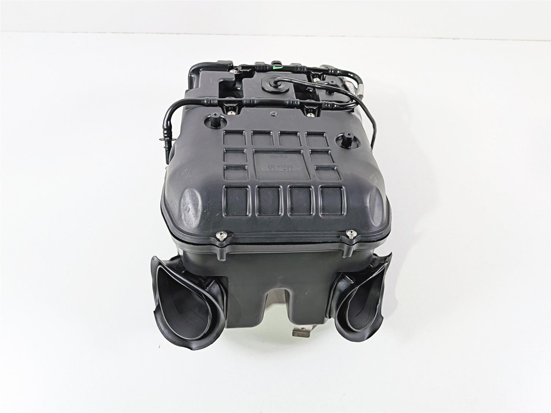 2014 Aprilia RSV4 RR Factory Air Cleaner Box Velocity Stacks Injectors 858876 {{ shop.shopifyCountryName }} - Mototech271