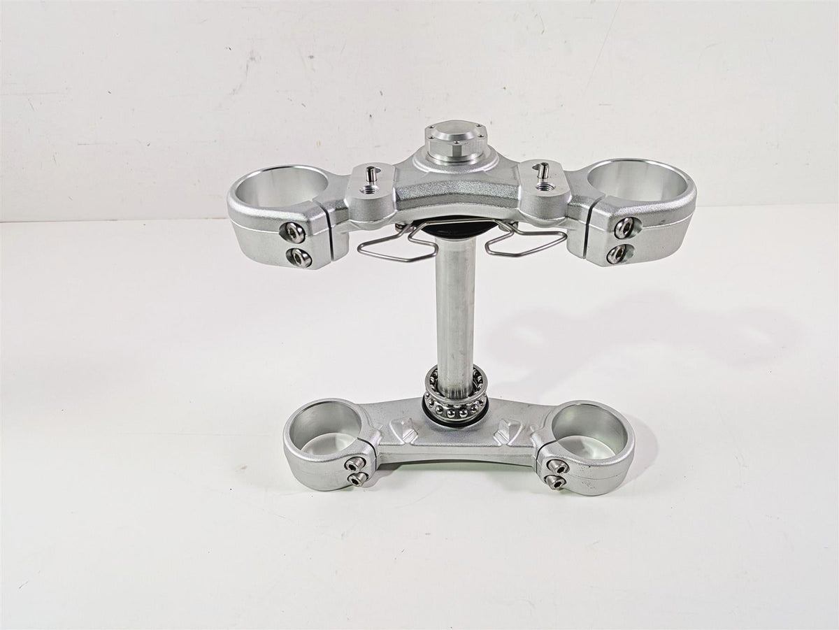 2024 Triumph Tiger 900 GT Lower Upper Triple Tree Steering Clamp Stem T2042968 {{ shop.shopifyCountryName }} - Mototech271