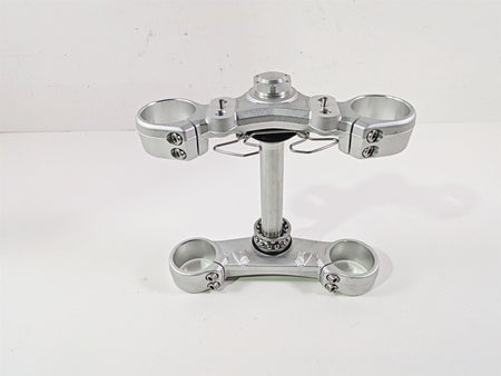 2024 Triumph Tiger 900 GT Lower Upper Triple Tree Steering Clamp Stem T2042968 {{ shop.shopifyCountryName }} - Mototech271