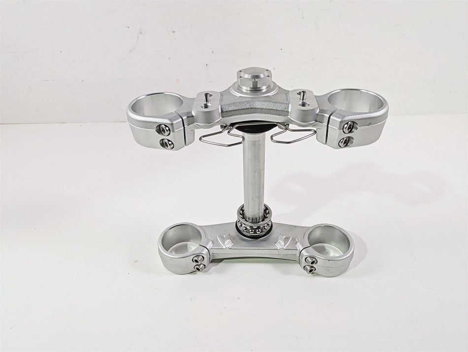2024 Triumph Tiger 900 GT Lower Upper Triple Tree Steering Clamp Stem T2042968 {{ shop.shopifyCountryName }} - Mototech271