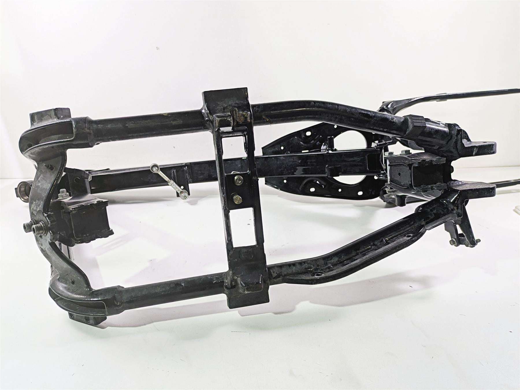 2016 Harley FXDF Dyna Fat Bob Straight Main Frame Chassis 29dgr With Clean California Title 47760-10A {{ shop.shopifyCountryName }} - Mototech271