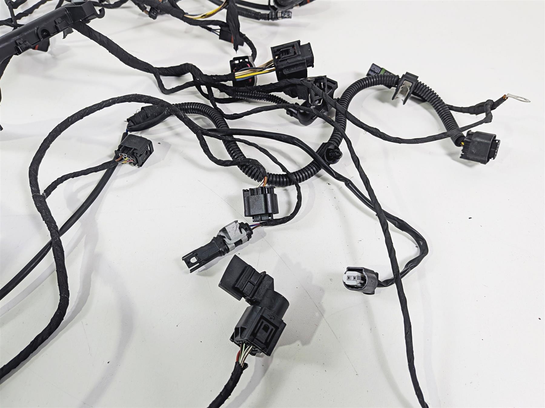2016 BMW R1200 GS K50 Main & Engine Wiring Harness Esa 61118562116 {{ shop.shopifyCountryName }} - Mototech271