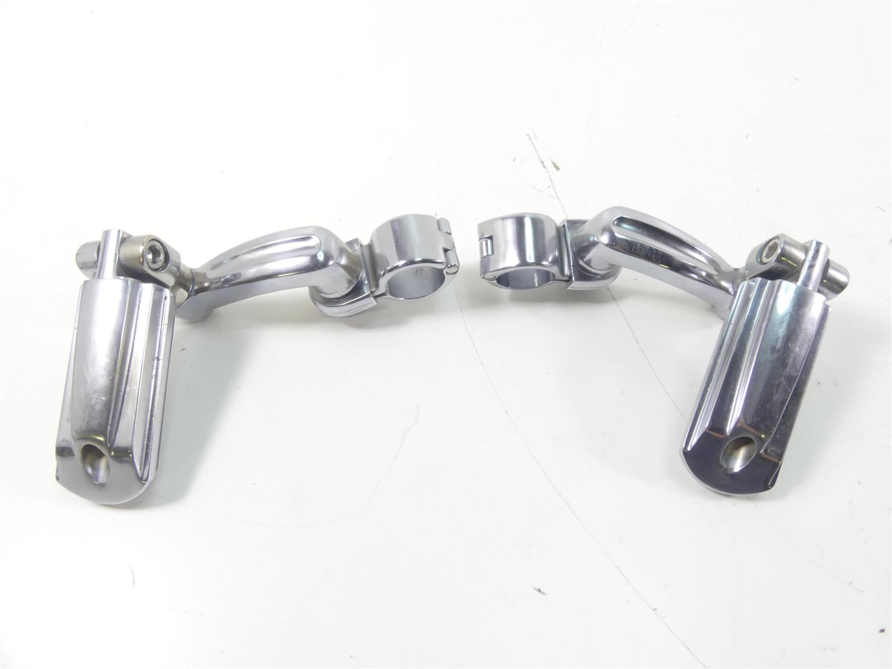 2002 Harley Touring FLHRCI Road King Adjustable Chrome Highway Peg Set - Read {{ shop.shopifyCountryName }} - Mototech271
