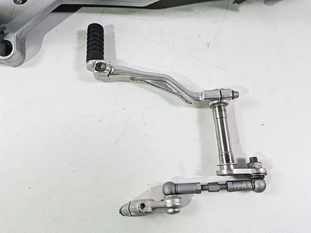 2010 BMW R1200RT K26 Left Foot Peg Bracket & Shifter Shift Lever 46717675289 {{ shop.shopifyCountryName }} - Mototech271