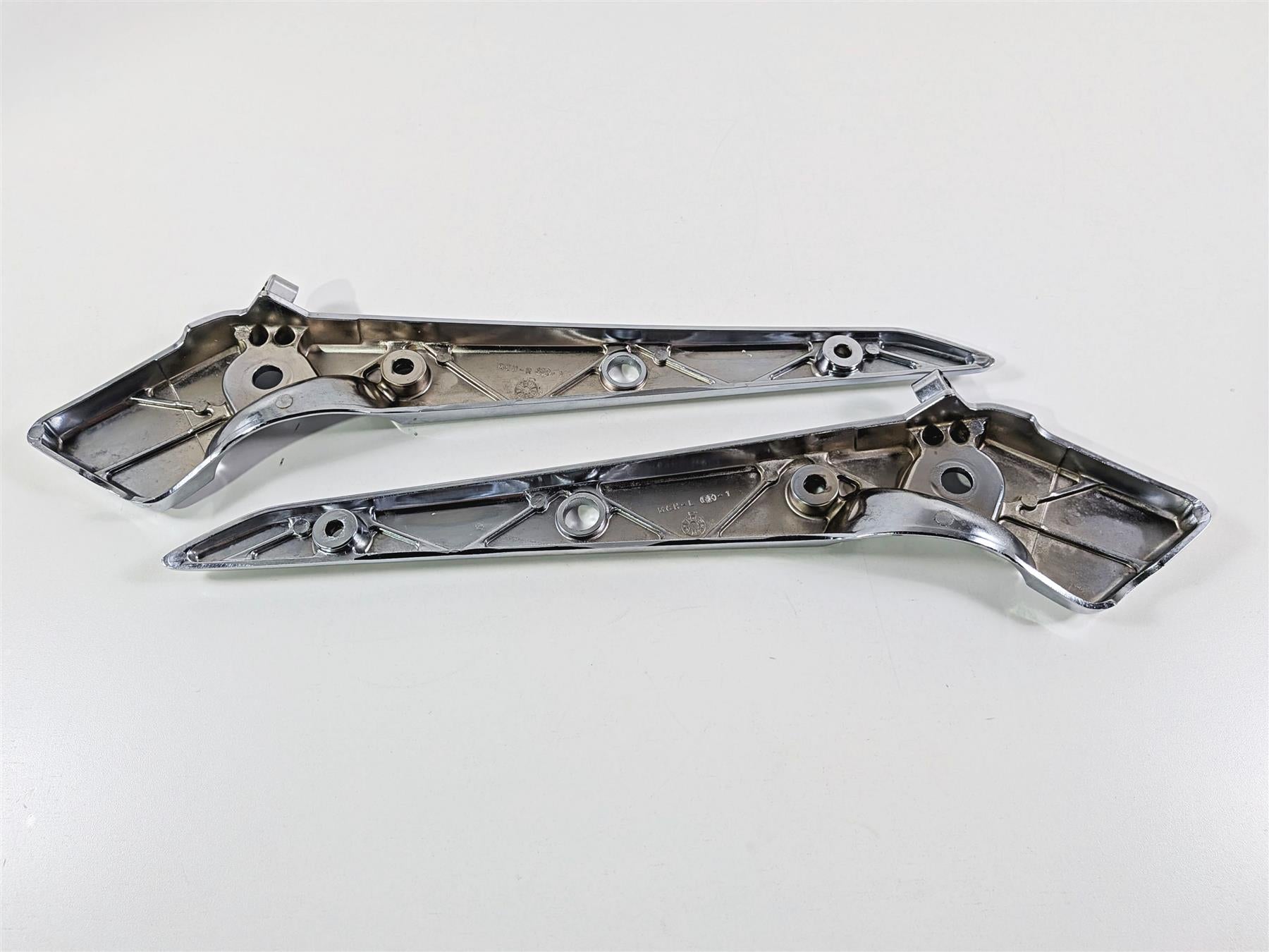 2003 Honda V-Twin VTX1800 C Rear Fender Frame Struts 77330-MCH-000 77340-MCH-000 {{ shop.shopifyCountryName }} - Mototech271