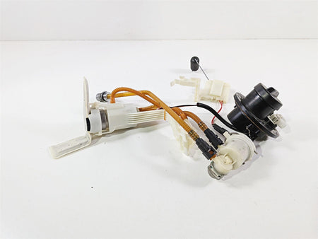 2017 Harley Touring FLHXS Street Glide Fuel Gas Petrol Pump & Sender - Tested 75069-08 {{ shop.shopifyCountryName }} - Mototech271