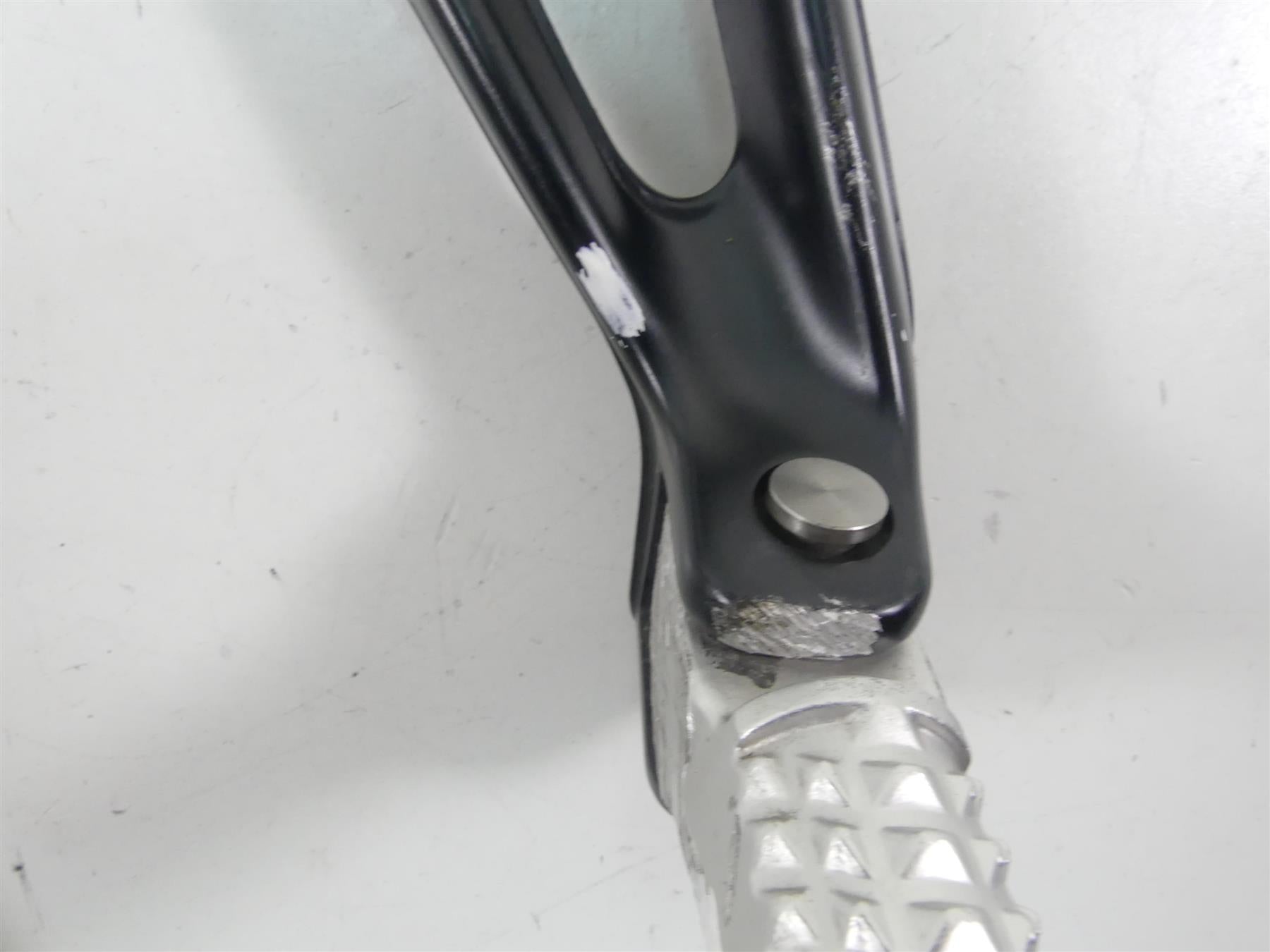 2012 BMW S1000RR K46 Rear Passenger Foot Peg Footpeg Rest Set 8521681 8521680 {{ shop.shopifyCountryName }} - Mototech271