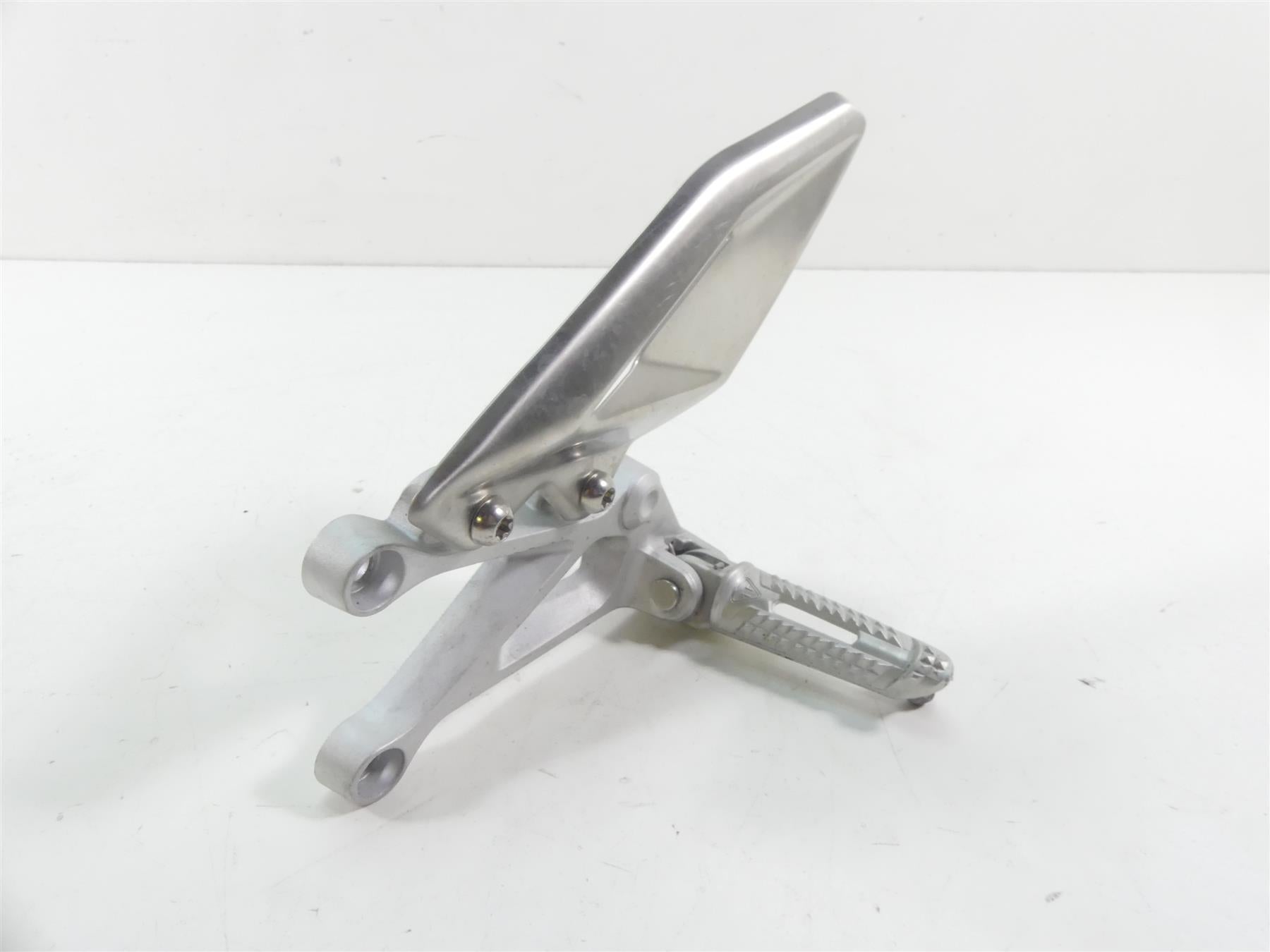 2018 Triumph Street Triple 765RS Left Rider Foot Peg Footpeg T2081534 {{ shop.shopifyCountryName }} - Mototech271