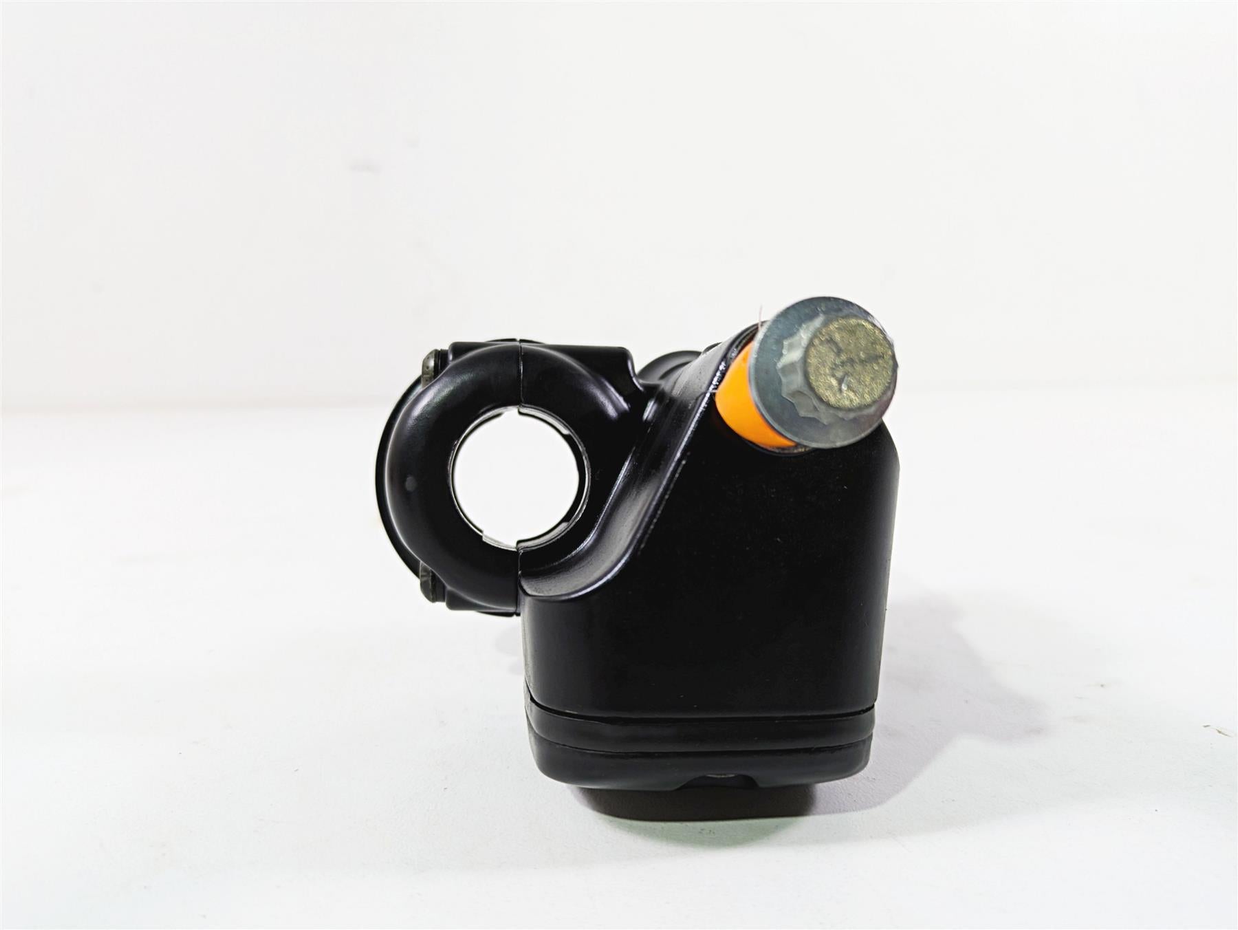 2009 Harley FLSTSB Cross Bones Front Master Cylinder 9/16 45019-08C {{ shop.shopifyCountryName }} - Mototech271