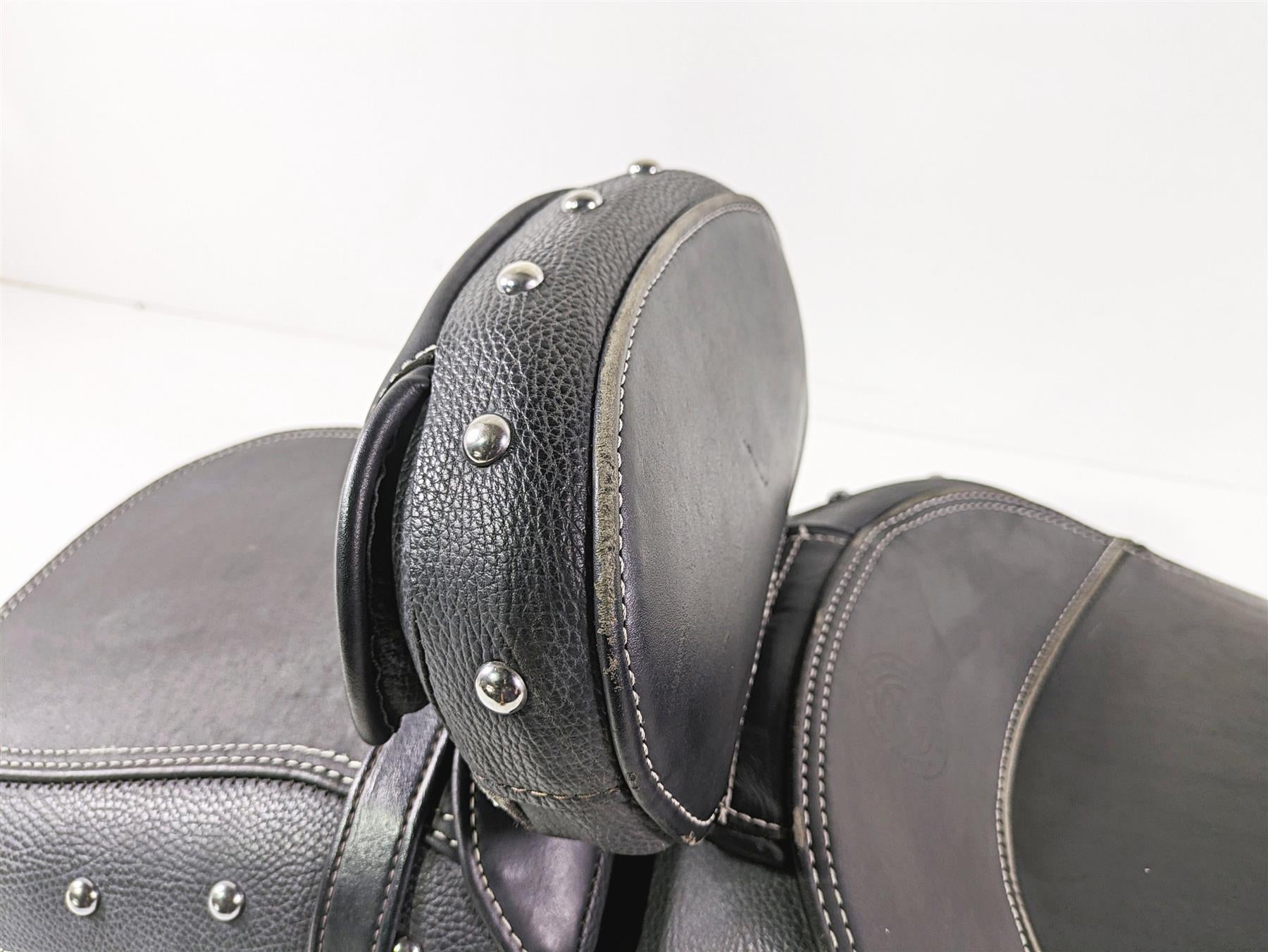 2018 Indian Chieftain Dark Horse Heated Seat Studded Crocodile Tip 2686580 {{ shop.shopifyCountryName }} - Mototech271