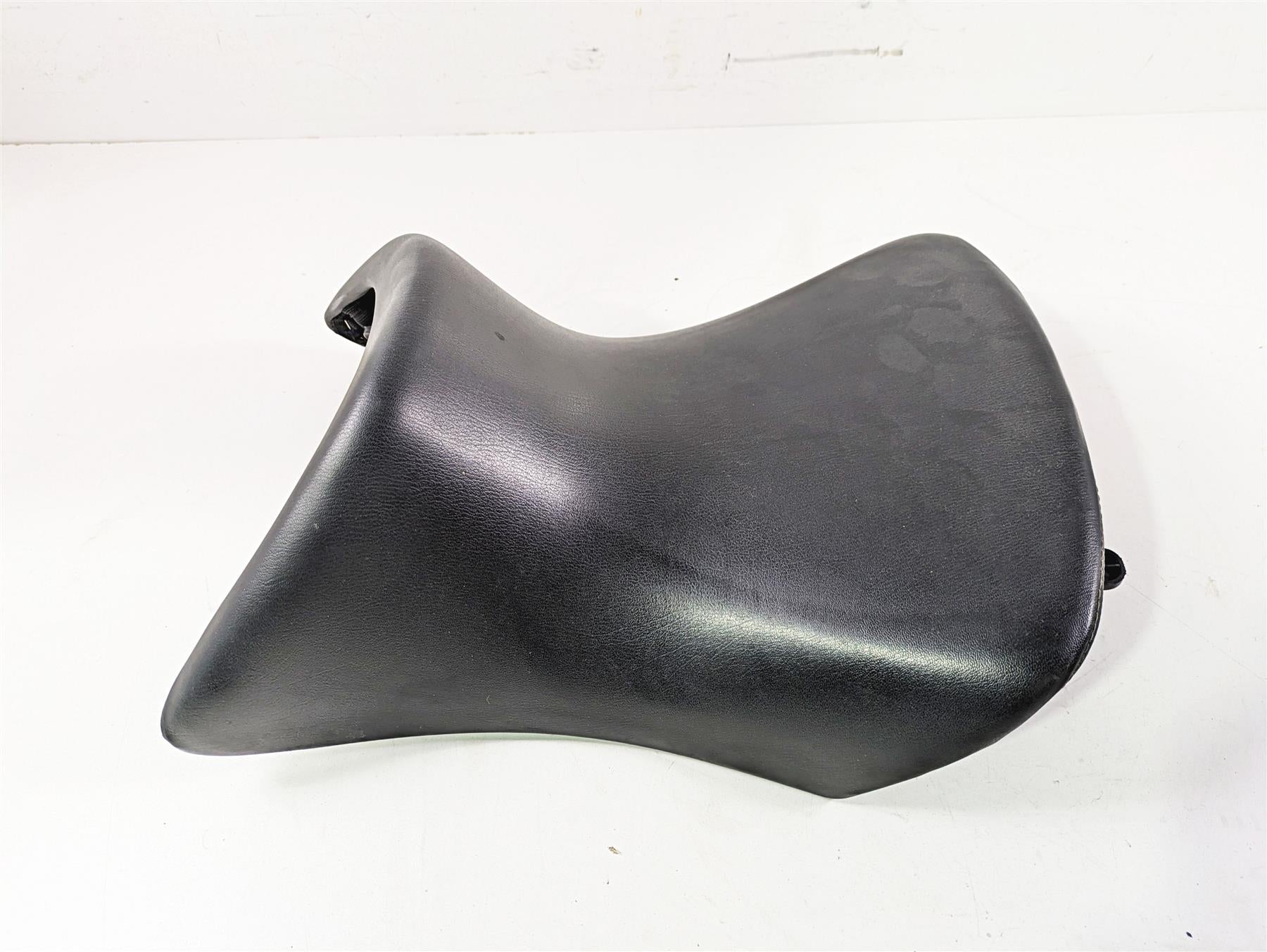 2009 BMW R1200RT K26 Heated Low Front Rider Seat Saddle 52537683648 | Mototech271