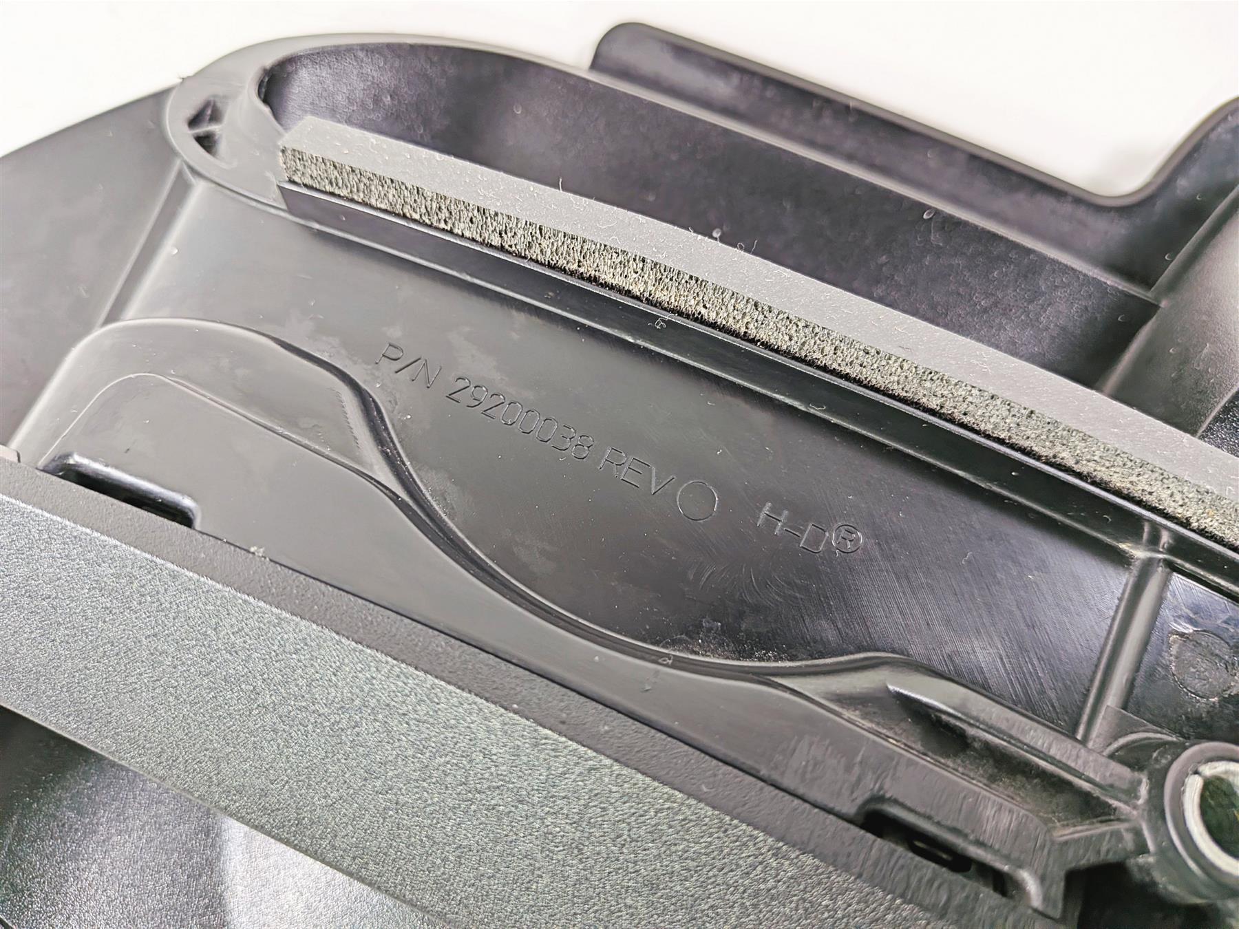 2018 Harley Touring FLHTCU Electra Glide Front Fairing Air Duct Inlet Vent 29200038-Mototech271