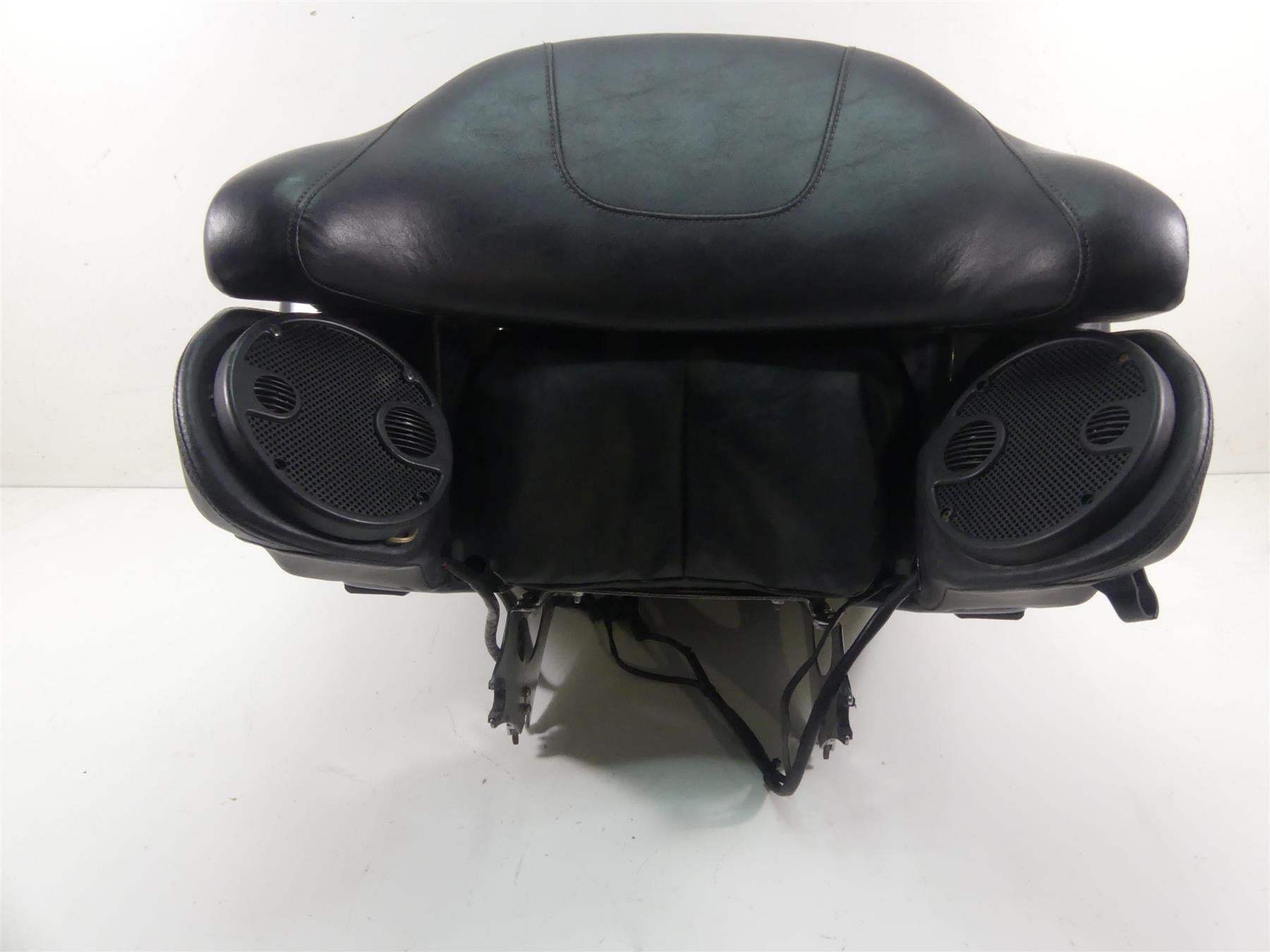 2011 Harley Touring FLTRU Road Glide Rear Trunk Tour Pak Backrest Set 53145-09 {{ shop.shopifyCountryName }} - Mototech271
